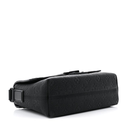 Louis Vuitton Taurillon Monogram S-Cape Messenger Black 4 of 9