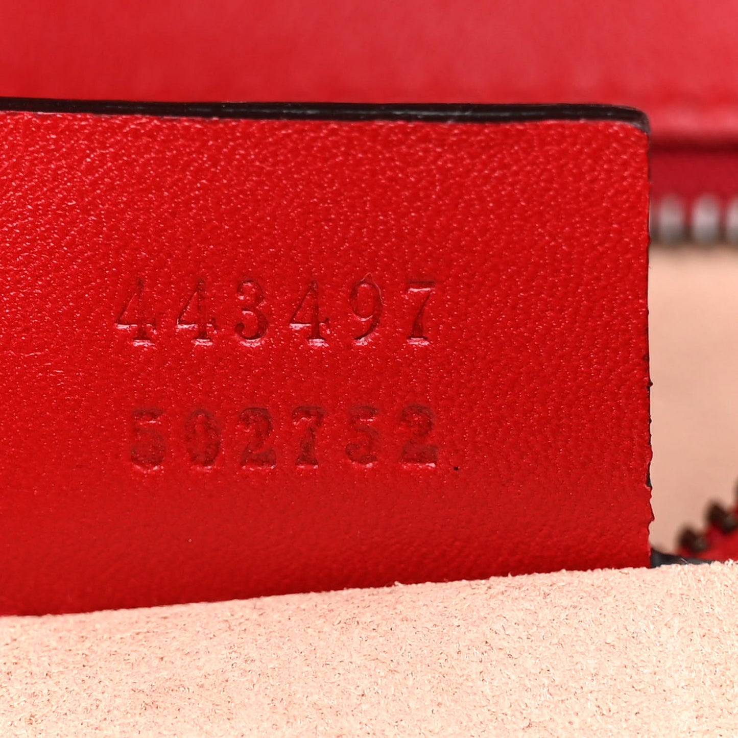 Calfskin Matelasse Small GG Marmont Shoulder Bag Hibiscus Red