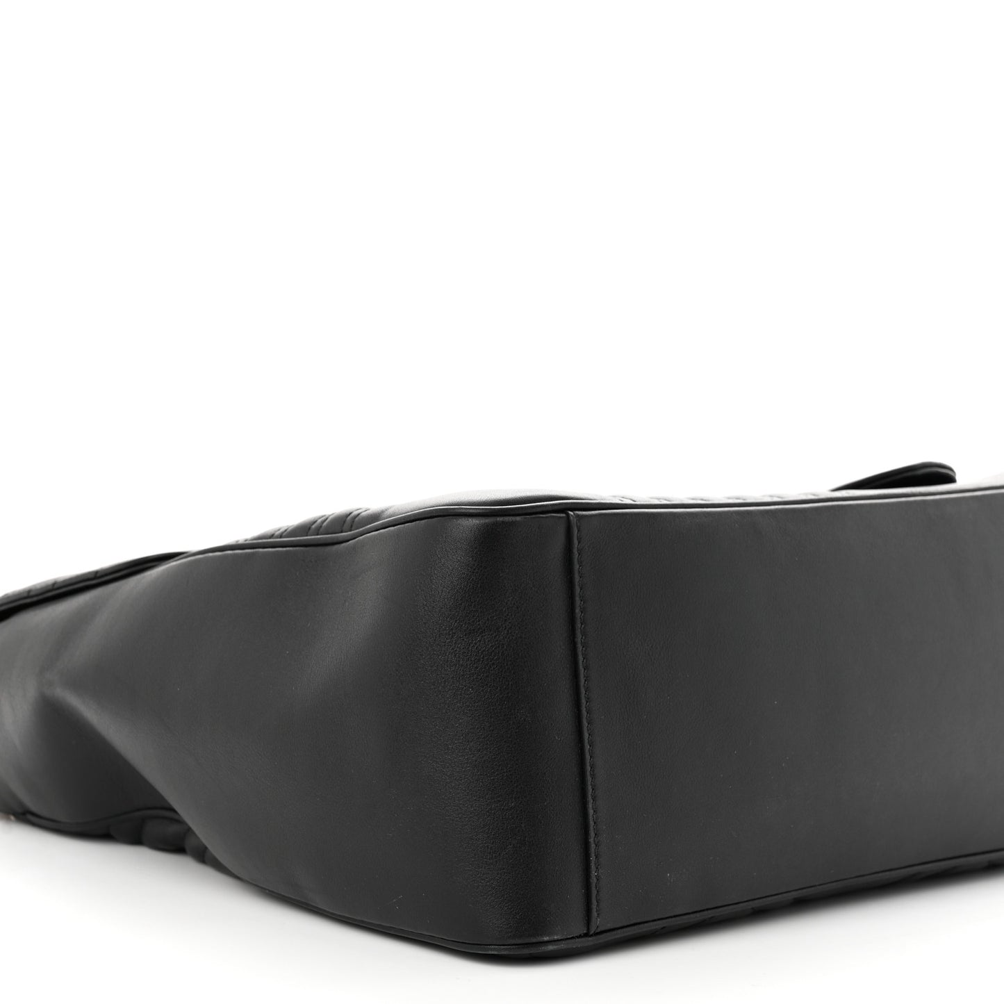 Calfskin Matelasse Maxi GG Marmont Top Handle Shoulder Bag Black