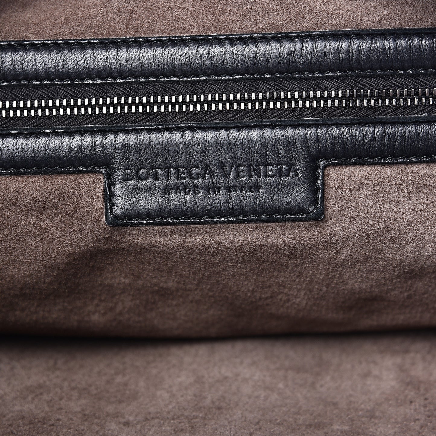 Nappa Intrecciato Large Veneta Hobo Black