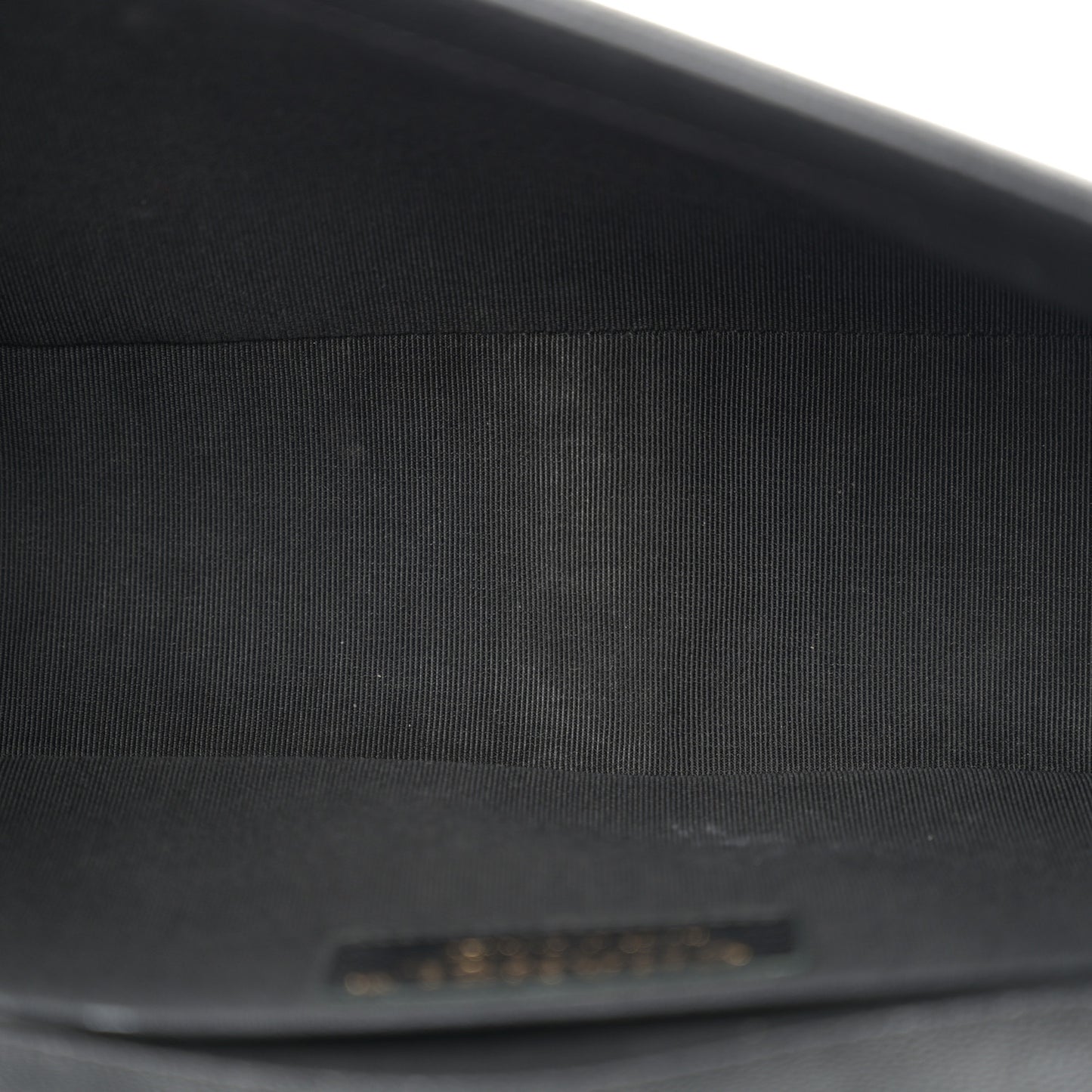 Caviar Quilted Medium Boy Flap Black