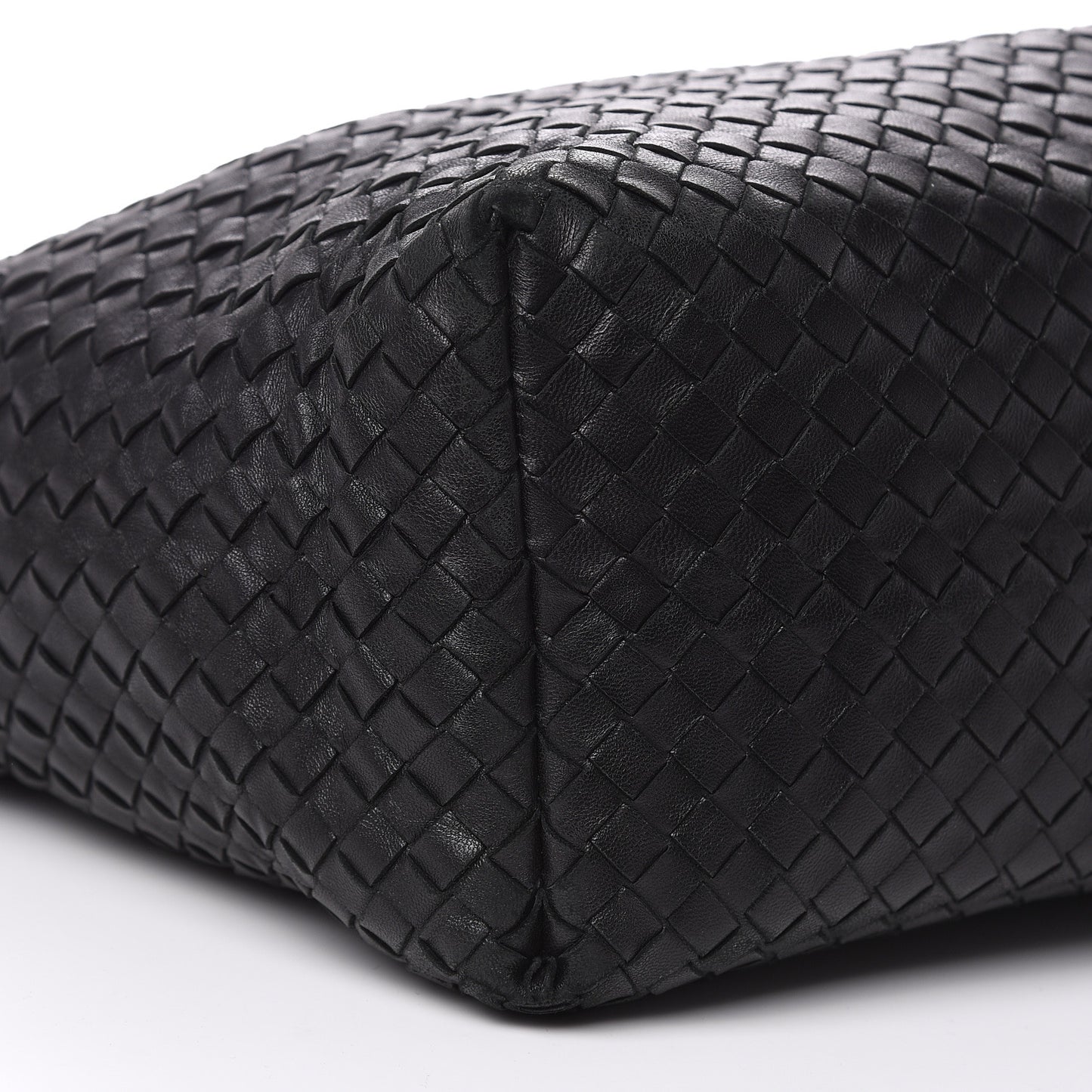 Nappa Intrecciato Medium Garda Bag Black