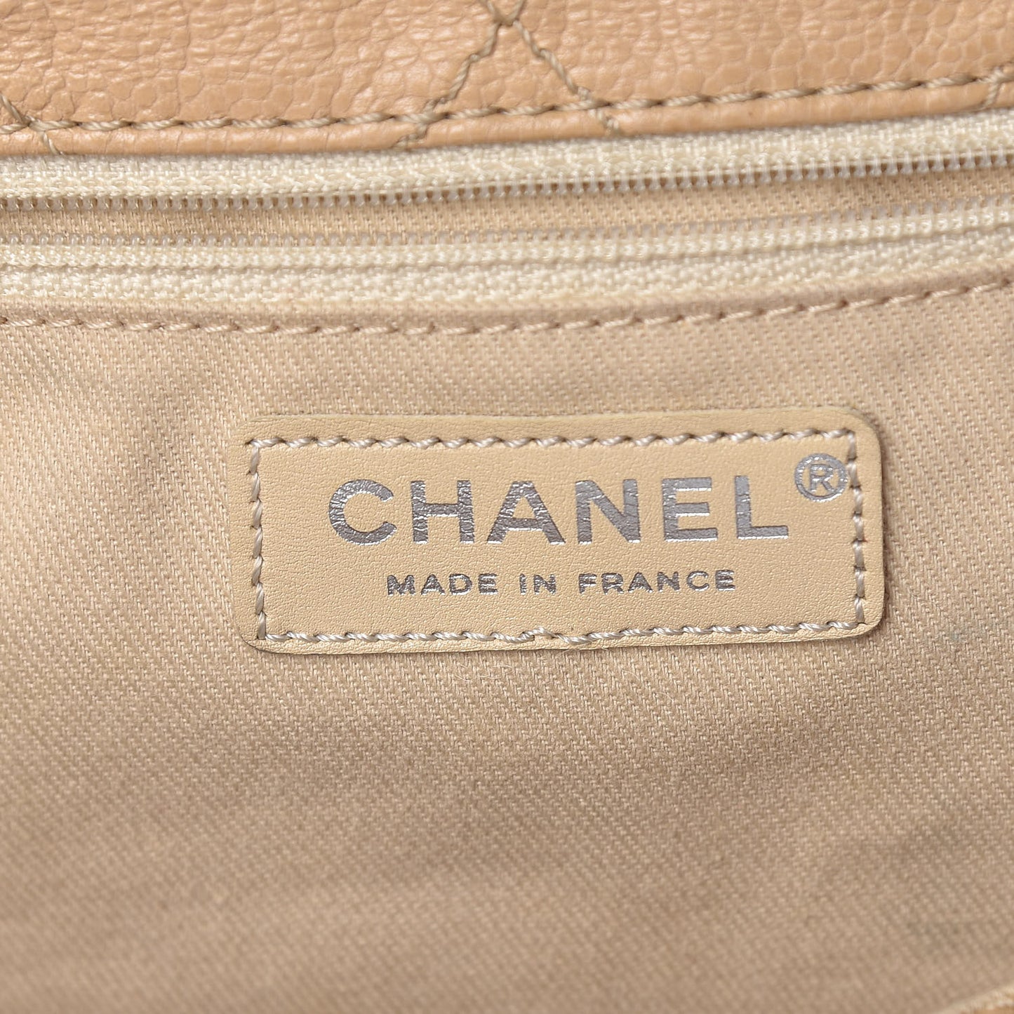 Caviar Quilted Jumbo Reissue Messenger Flap Beige