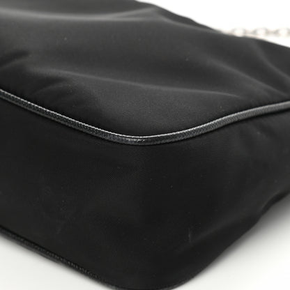 Prada Nylon Re-Edition 2005 Shoulder Bag Black 10 of 14
