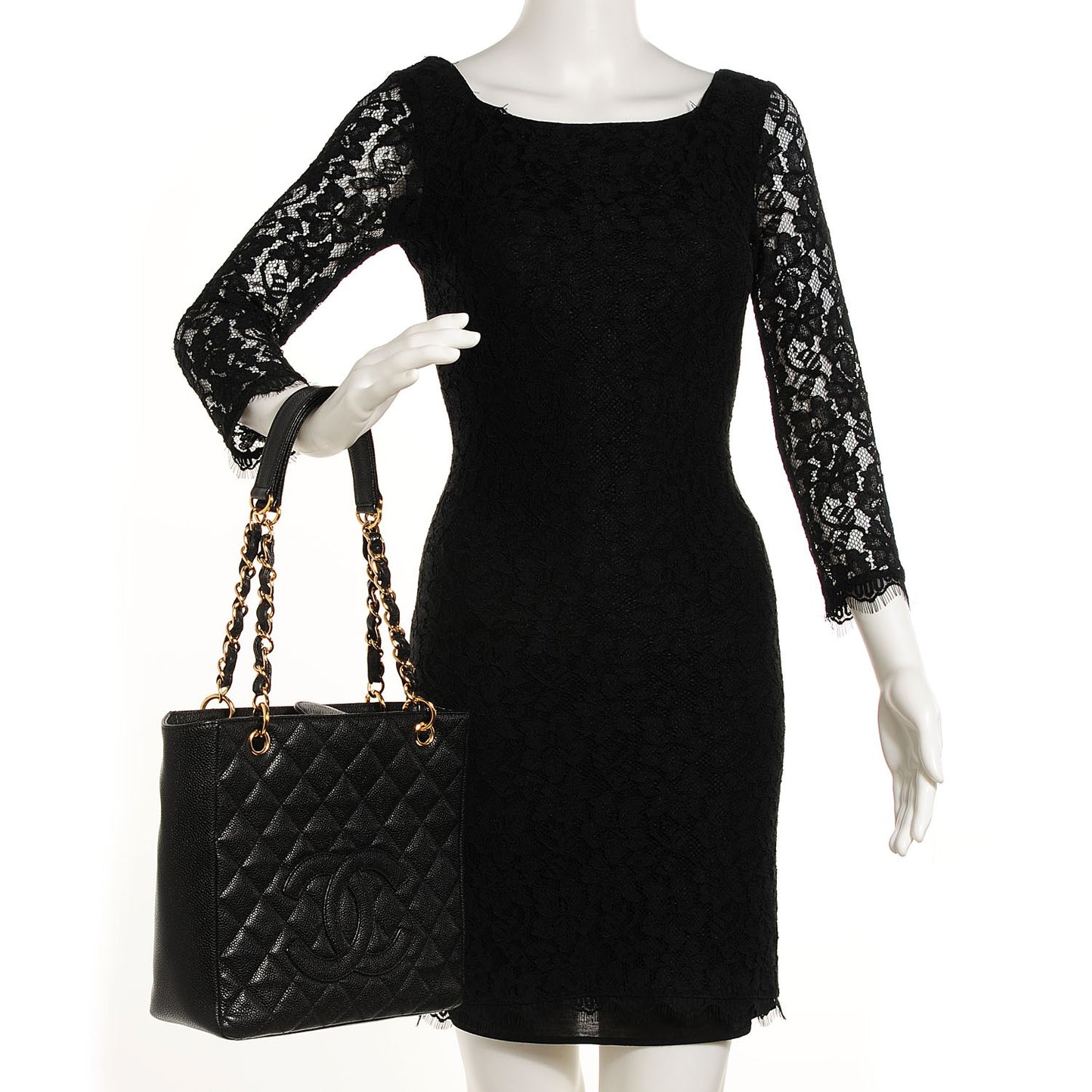Caviar Quilted Petit Shopping Tote PST Black