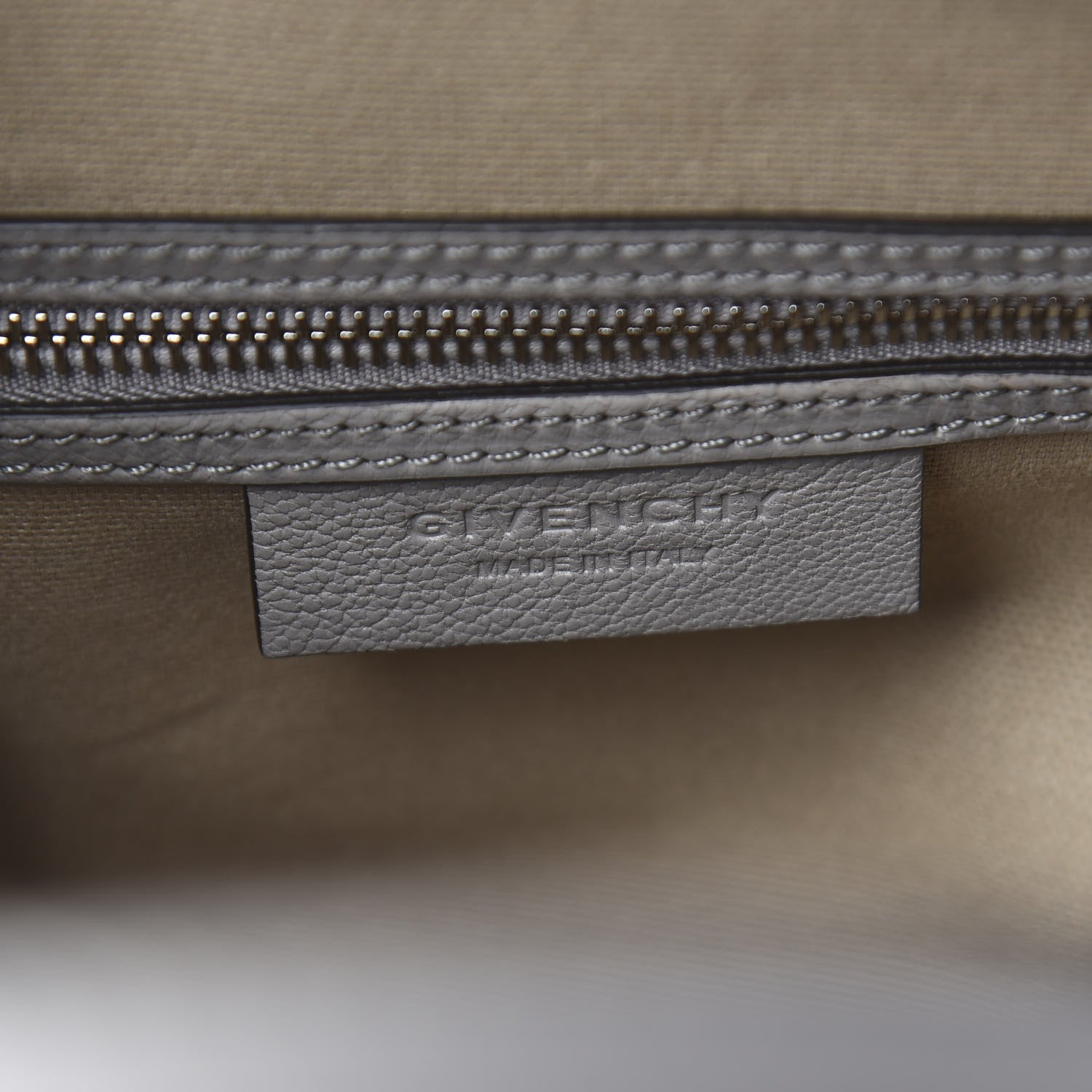 Givenchy Sugar Goatskin Small Antigona Pearl Grey 7 of 13