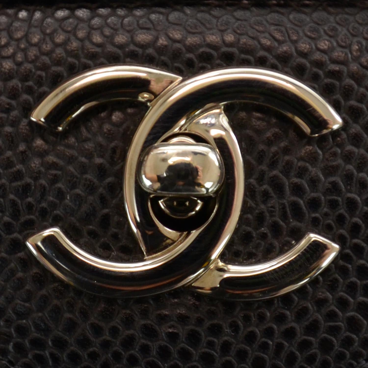 Chanel Caviar Jumbo Single Flap Black 5 of 10