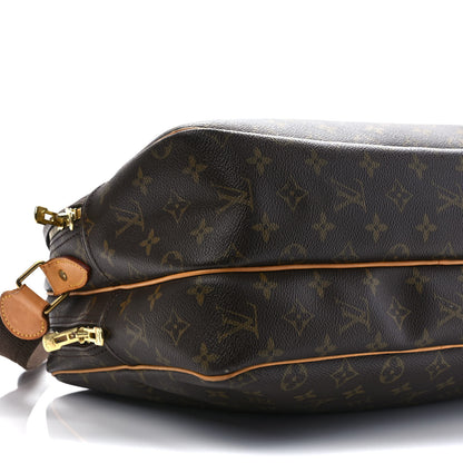Louis Vuitton Monogram Reporter GM 8 of 11