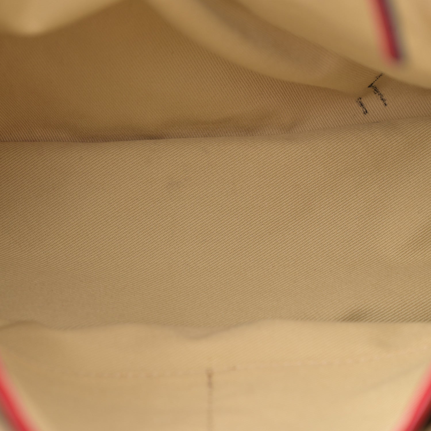 Valentino Garavani Patent Lacca Bow Dome Red 5 of 14