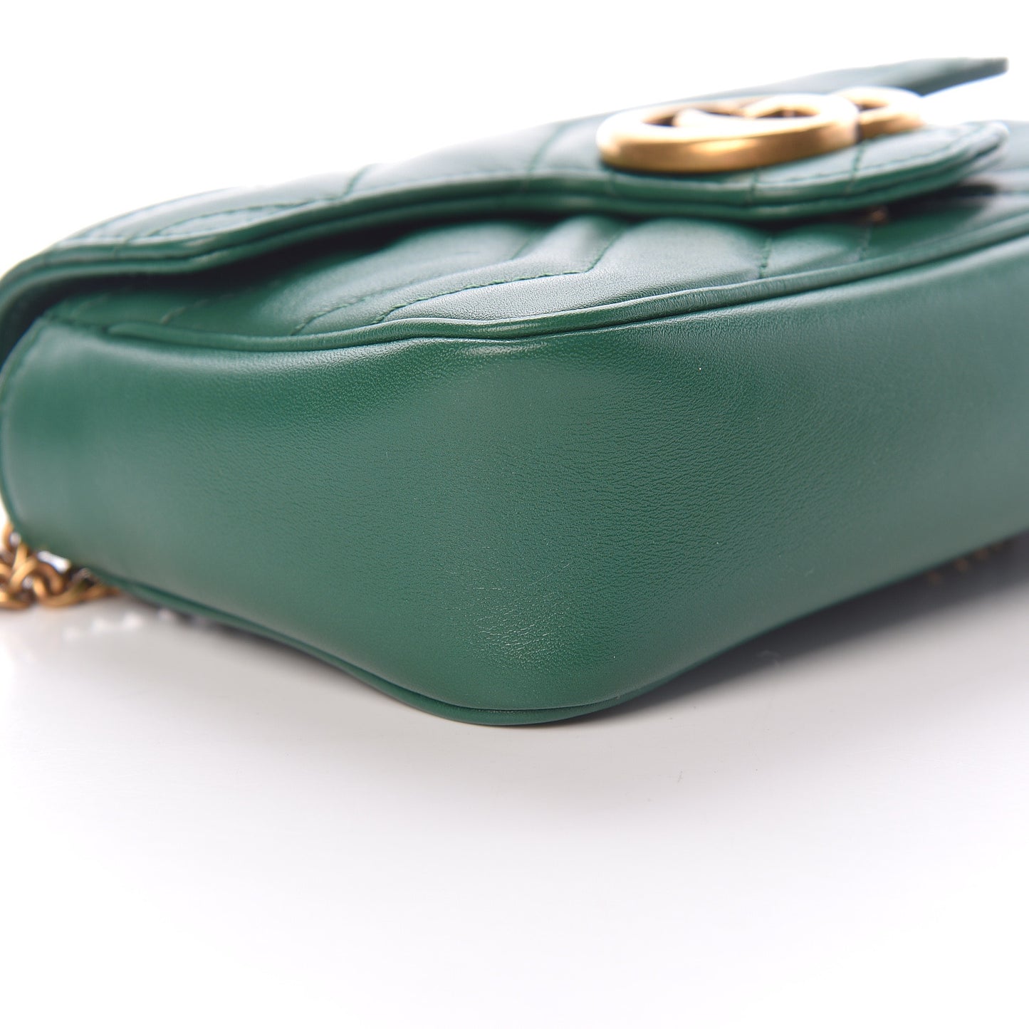 Calfskin Matelasse Super Mini GG Marmont Shoulder Bag Emerald Green