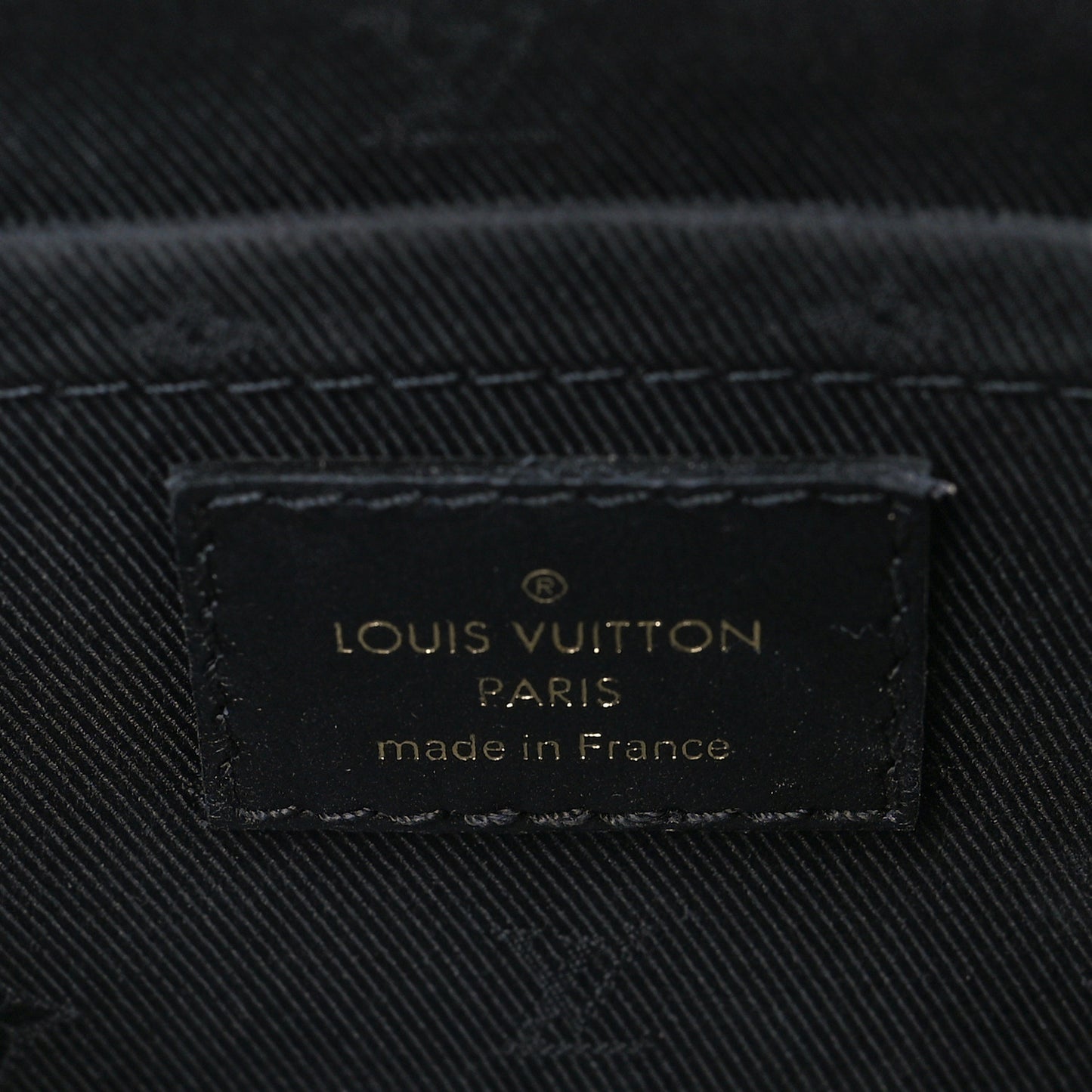 Calfskin Bubblegram Alma BB Black