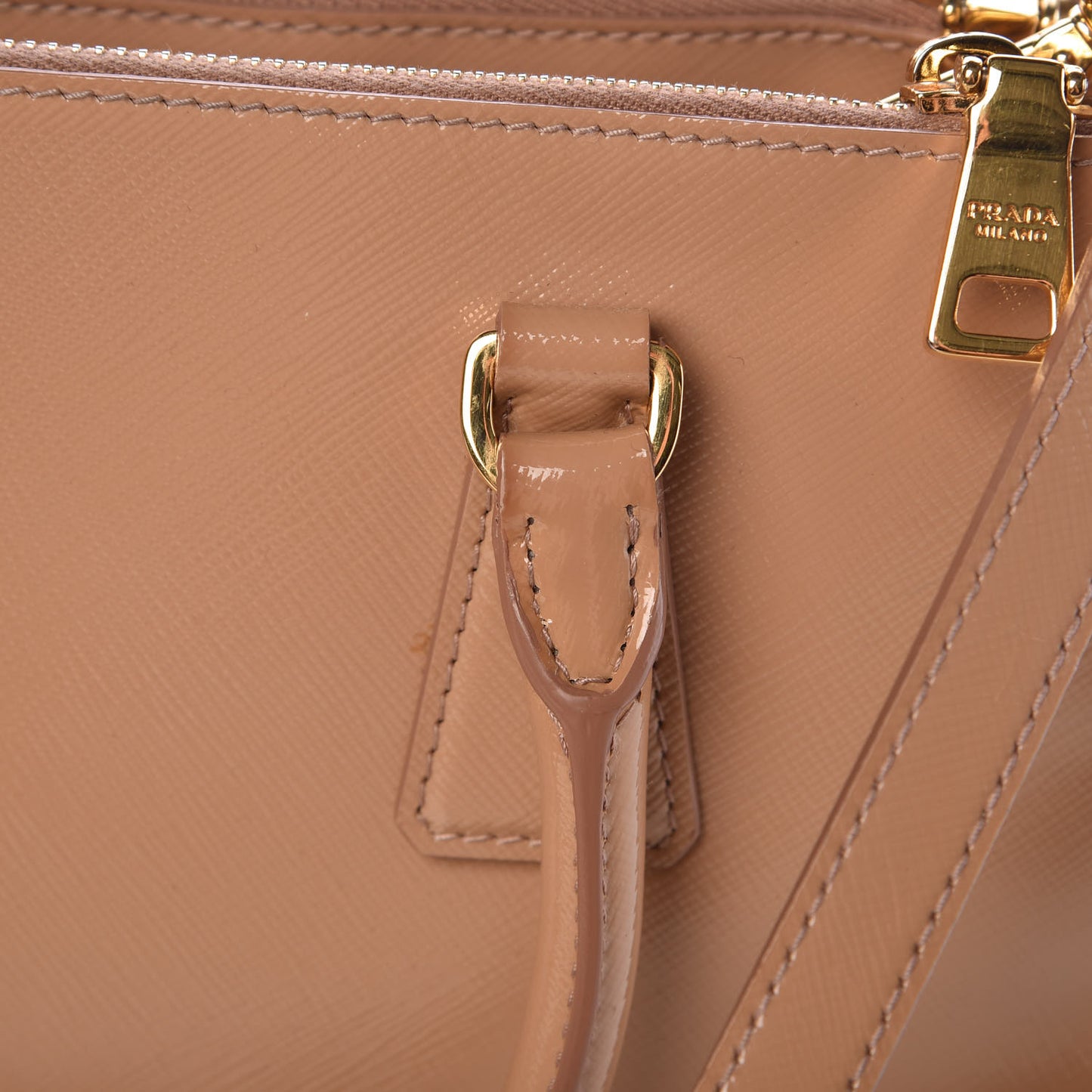 Saffiano Vernice Mini Galleria Double Zip Tote Noisette