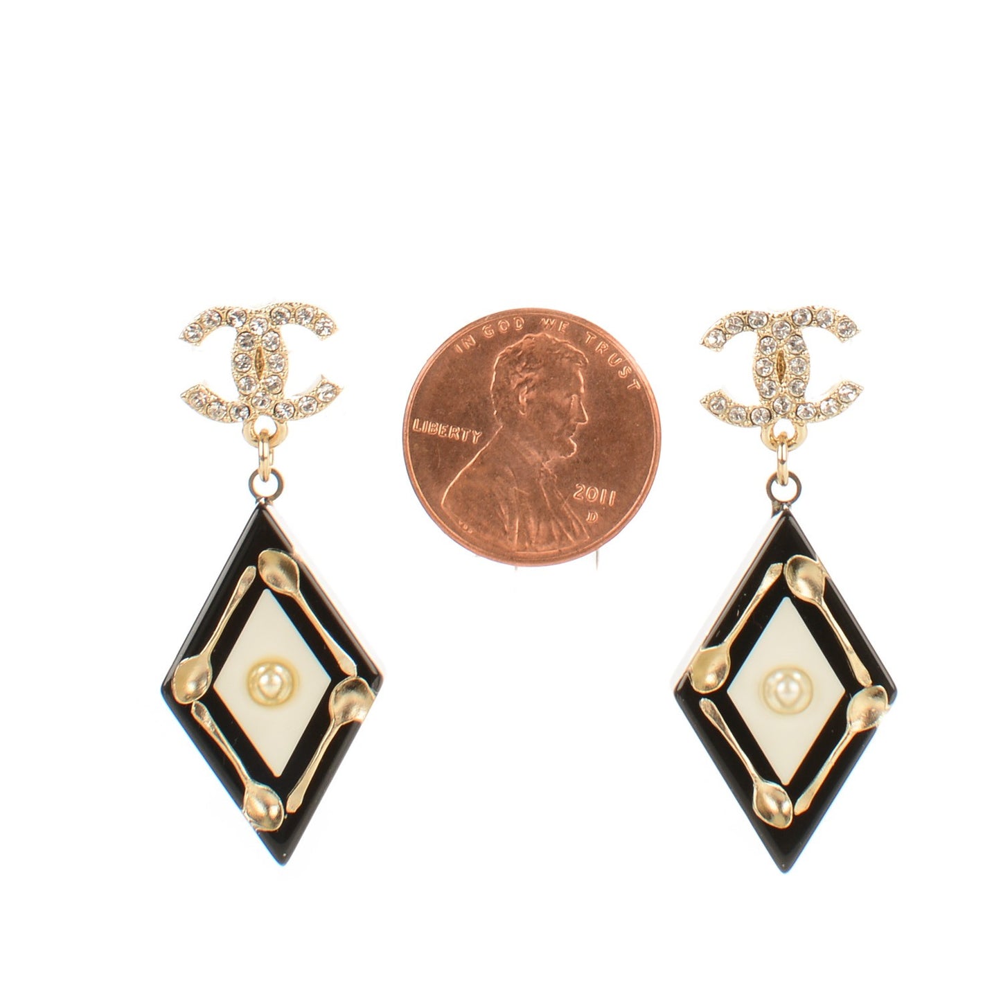 Crystal Resin Spoon Brasserie CC Drop Earrings Black White