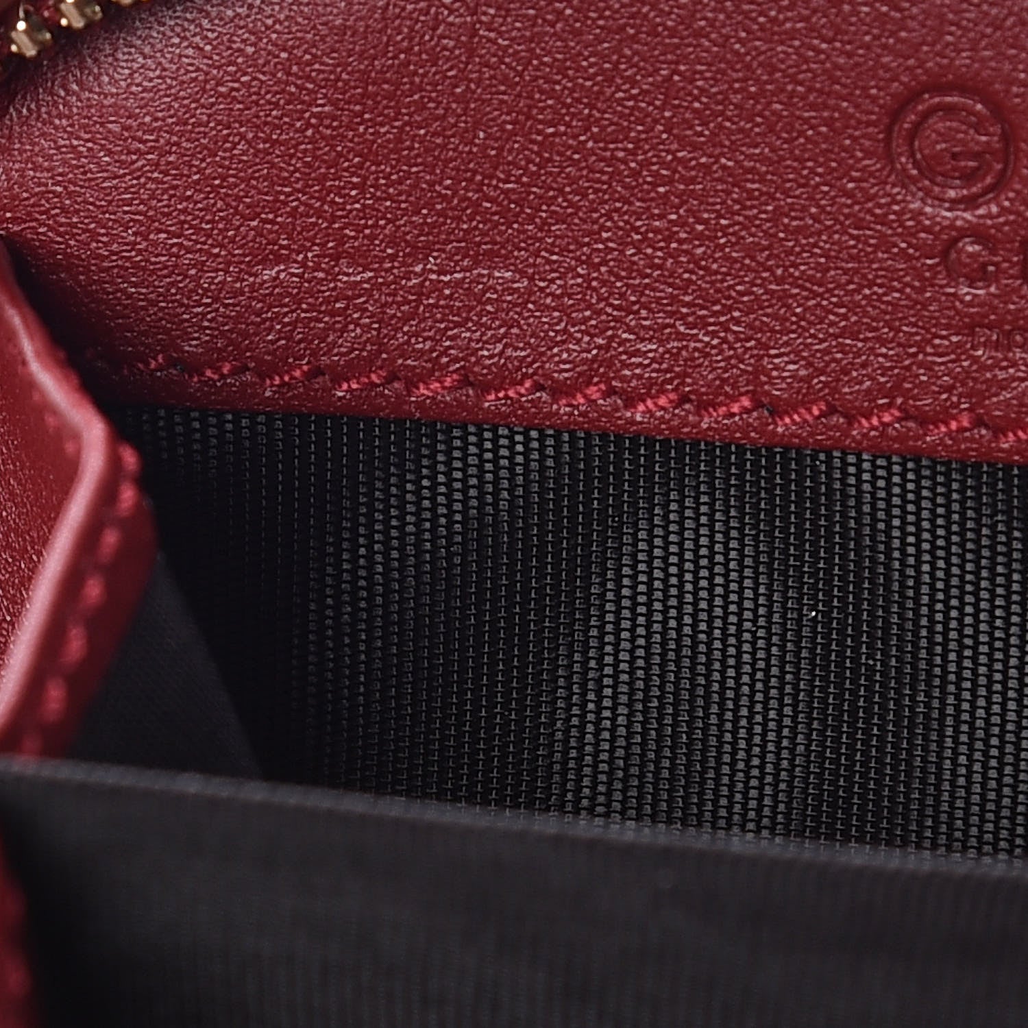 Gucci Microguccissima Zip Around Card Case Red 10 of 14