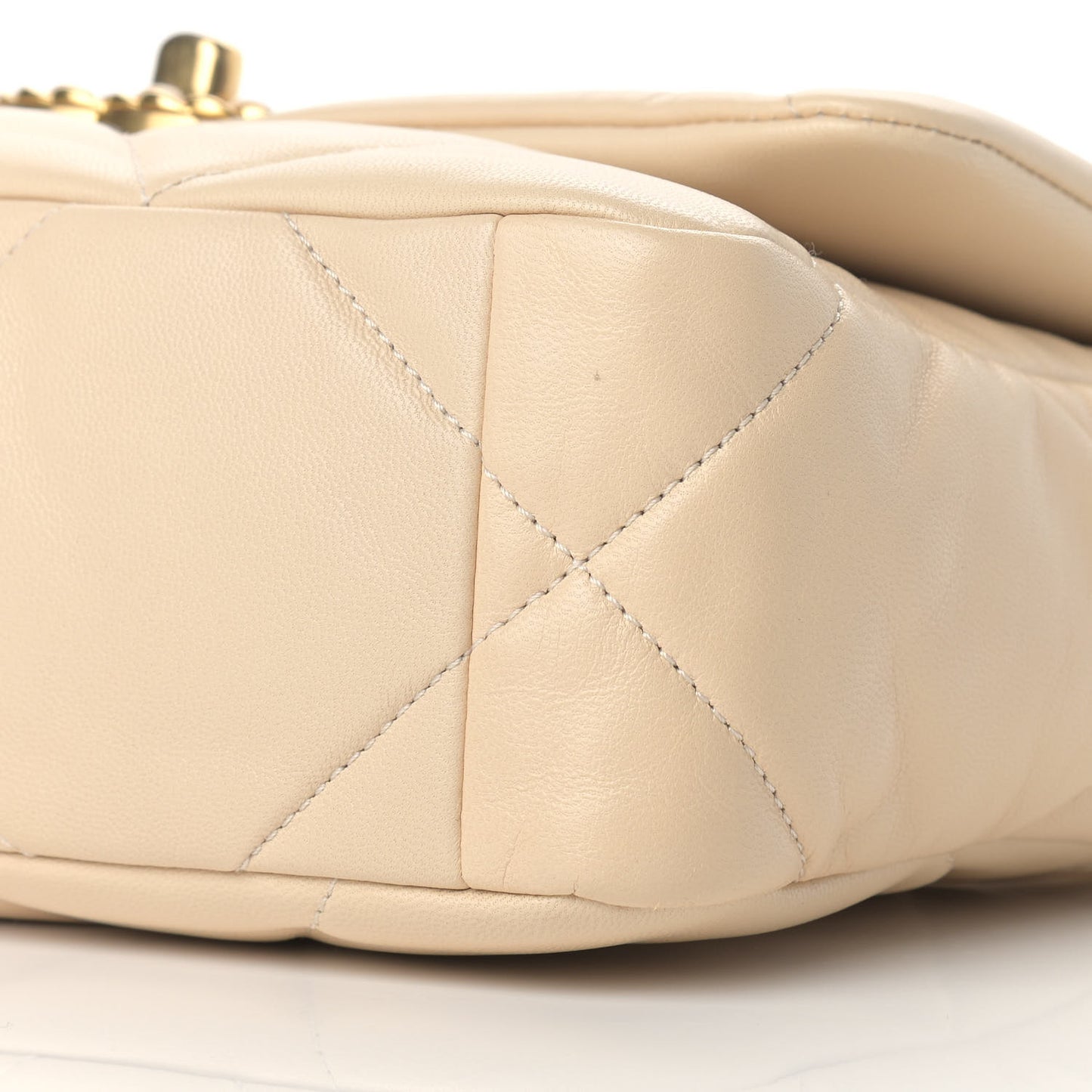 Lambskin Quilted Medium Chanel 19 Flap Beige