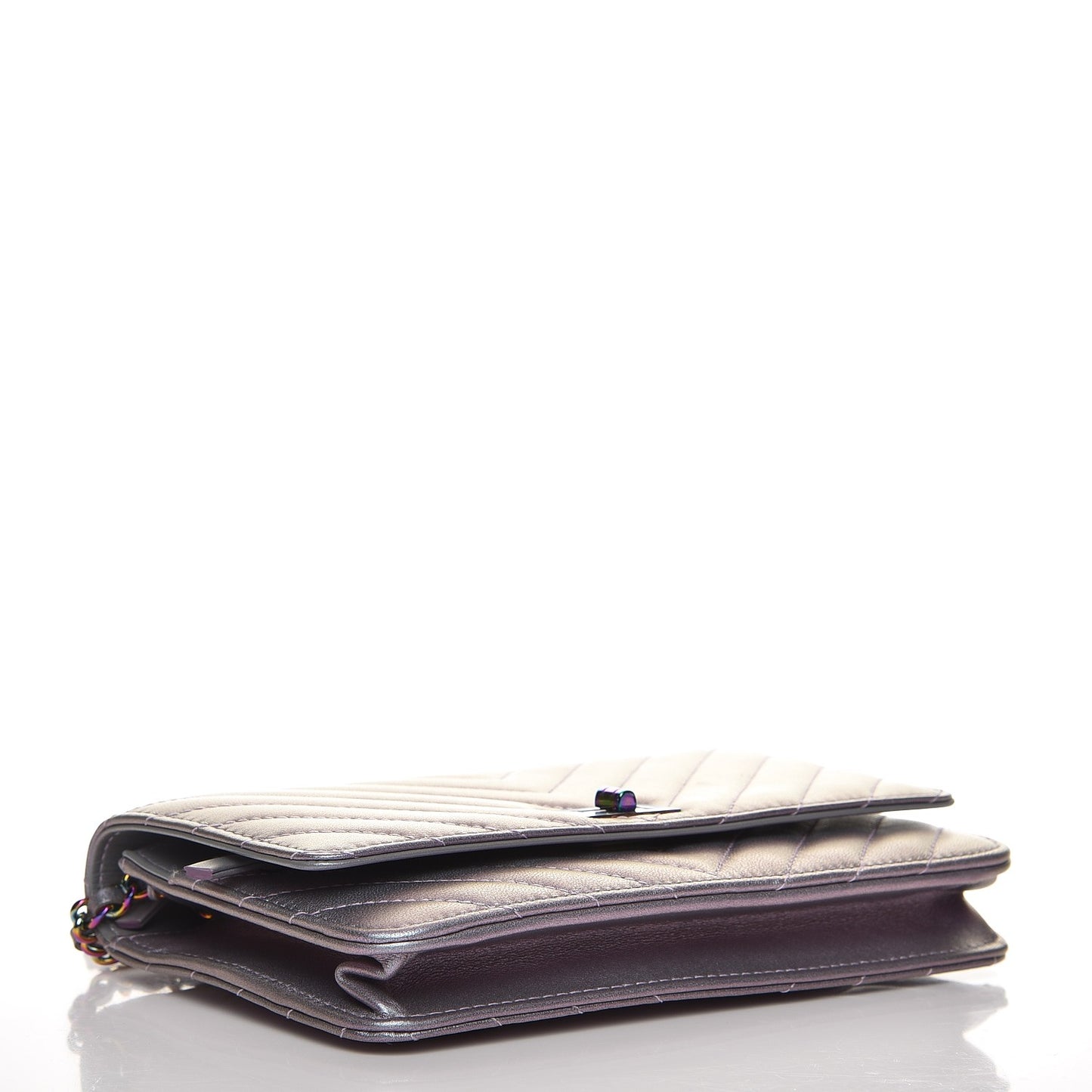 Iridescent Lambskin Chevron Quilted Reissue Wallet On Chain WOC Light Purple