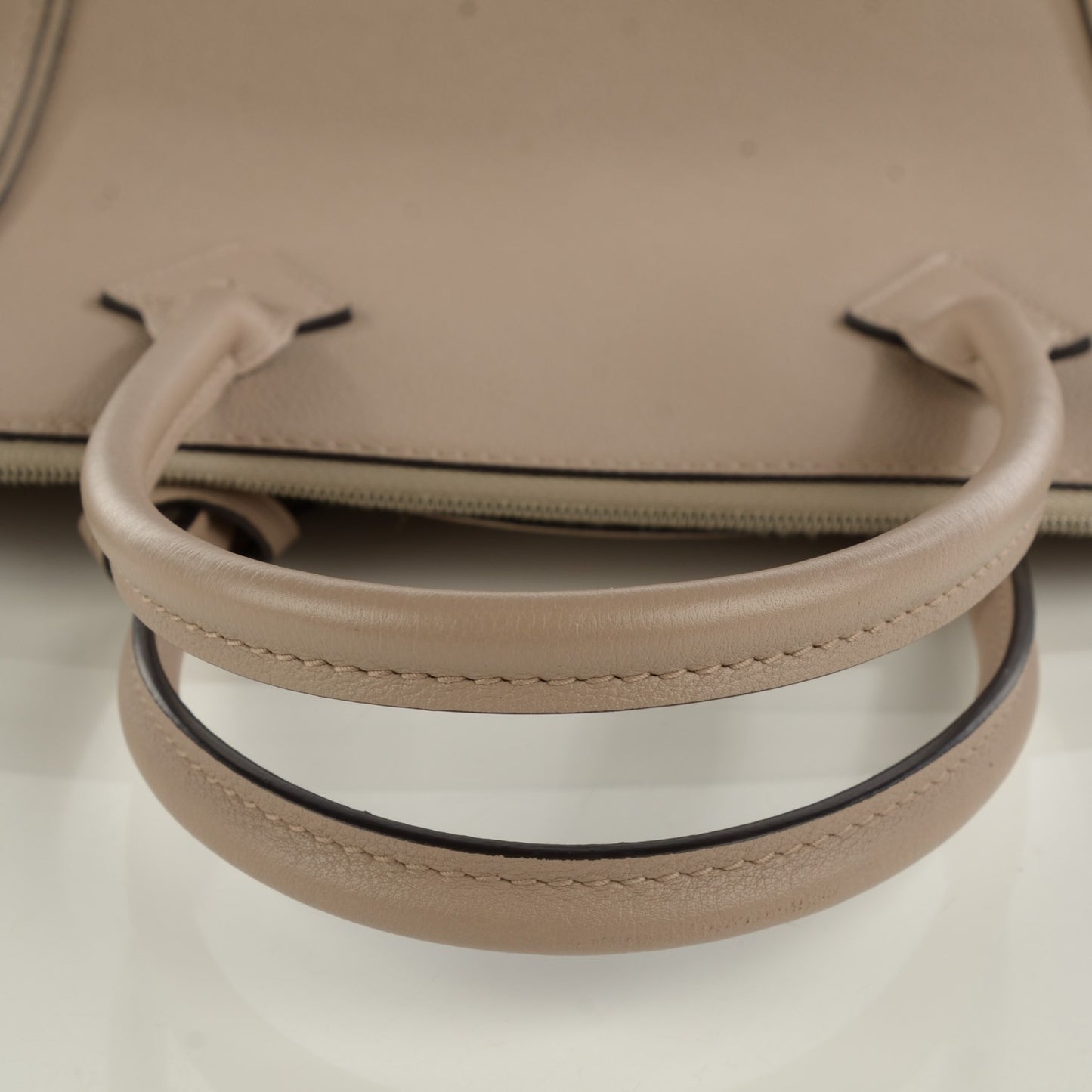 Veau Cachemire Soft Lockit MM Galet