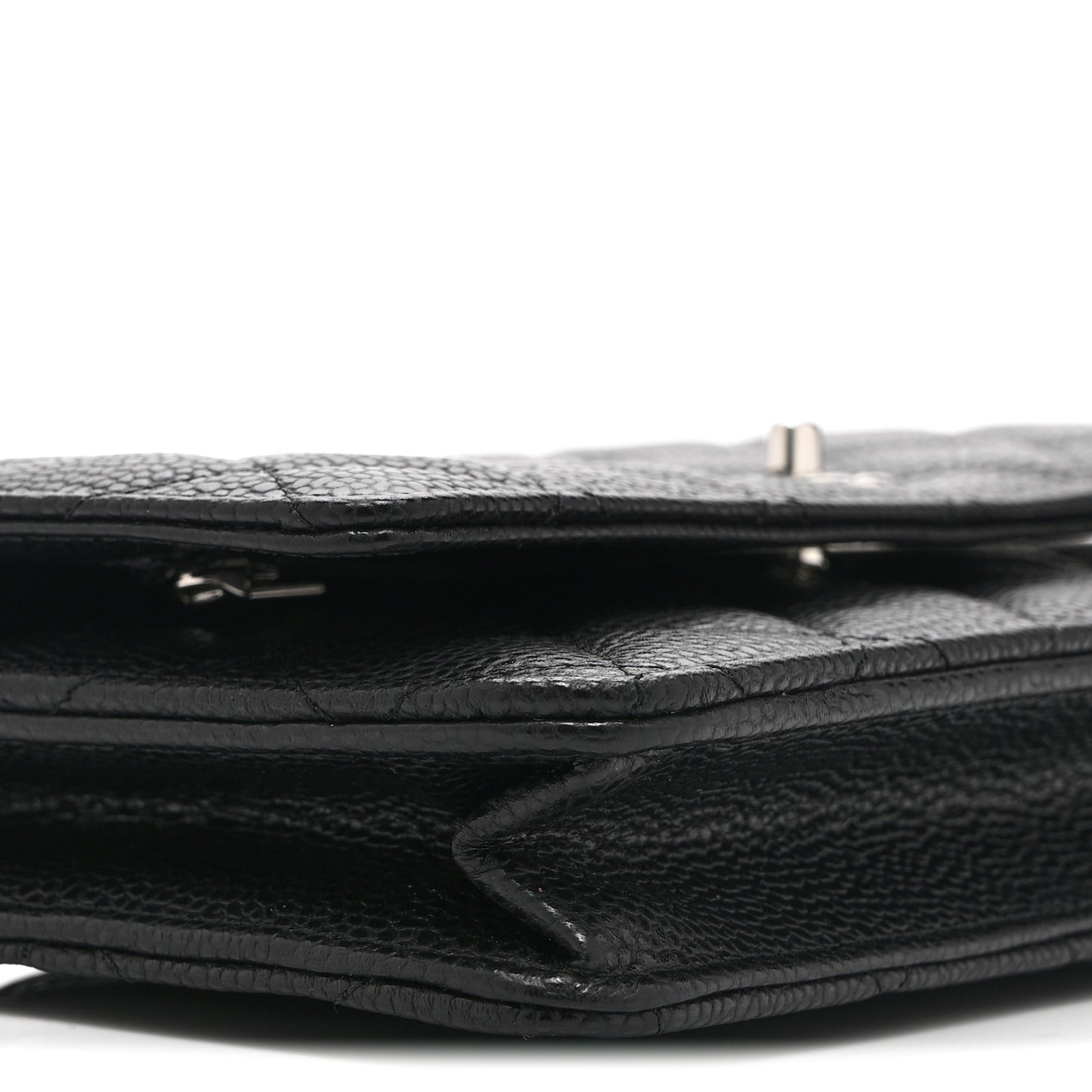 Caviar Quilted CC Turnlock Wallet On Chain WOC Black