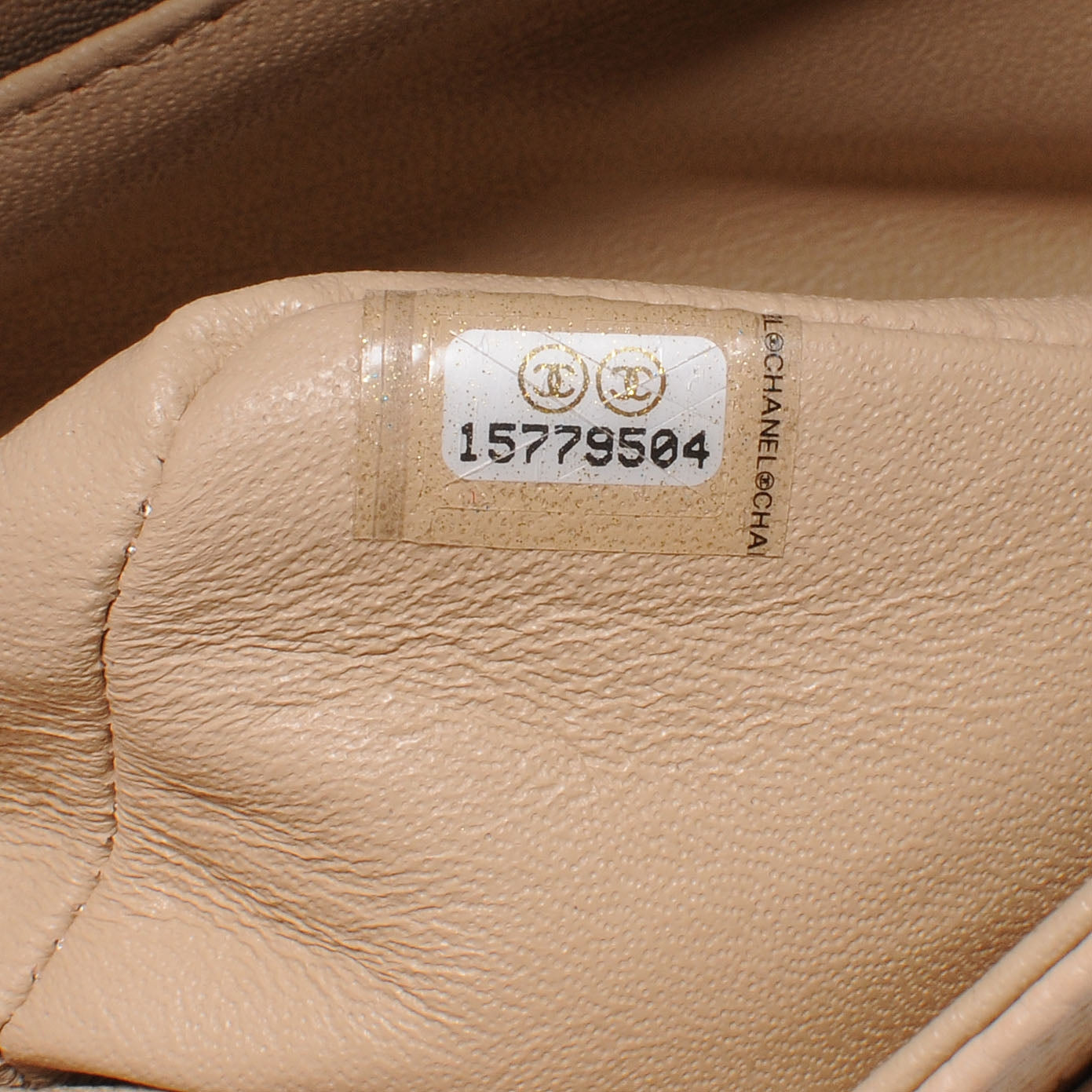 Caviar Quilted Medium Double Flap Beige Clair