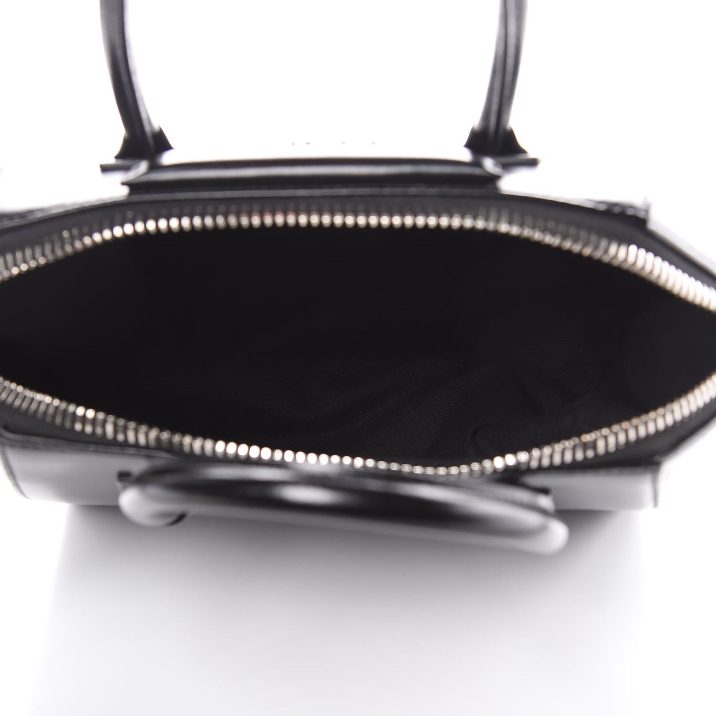 Shiny Lord Calfskin Small Antigona Black