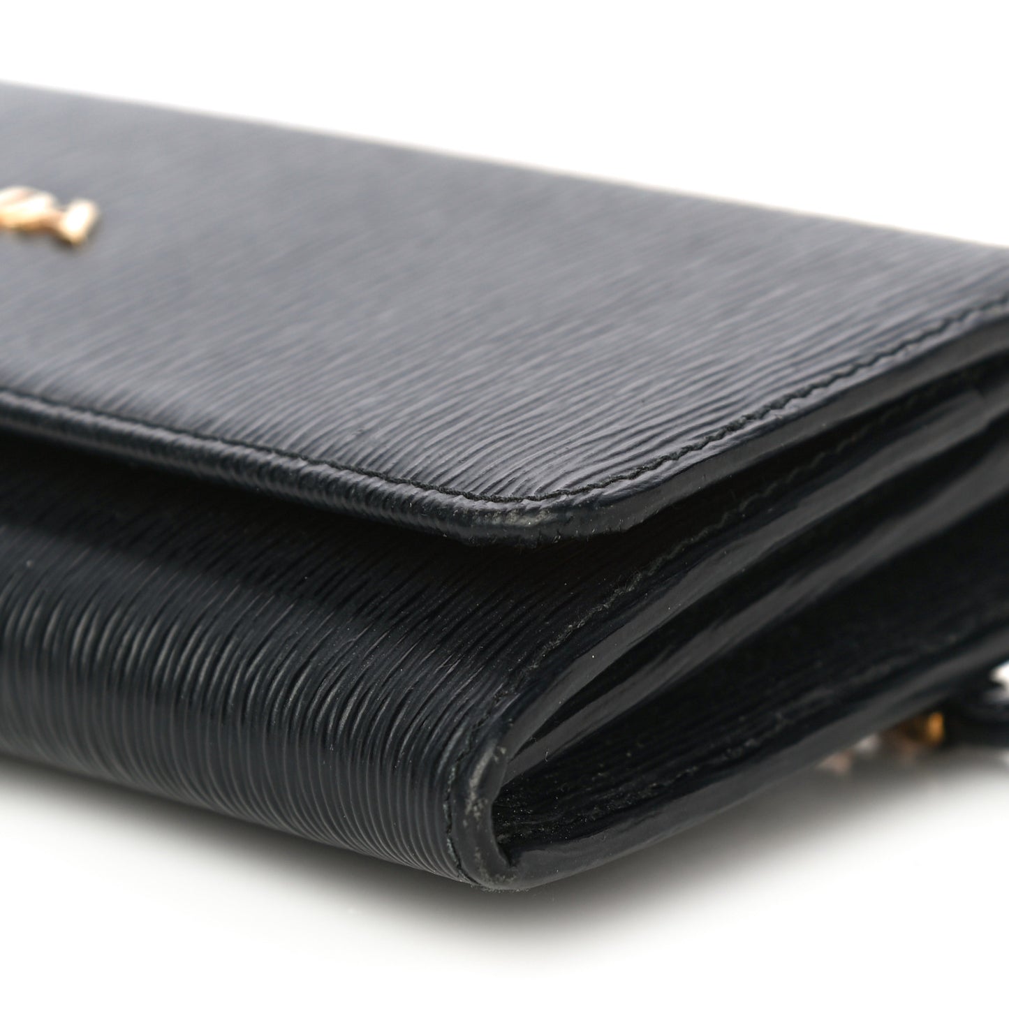 Vitello Move Bi-Color Continental Flap Travel Wallet Black Lacca