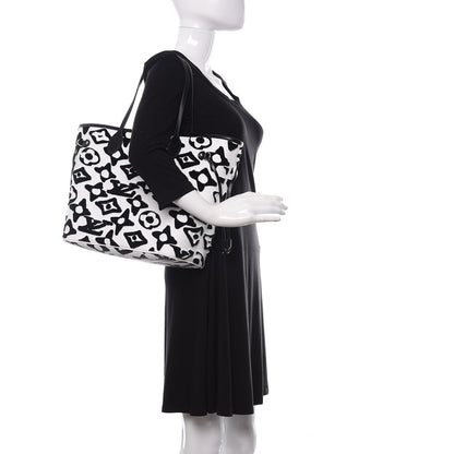 Louis Vuitton X UF Tufted Monogram Neverfull MM Black White 2 of 11