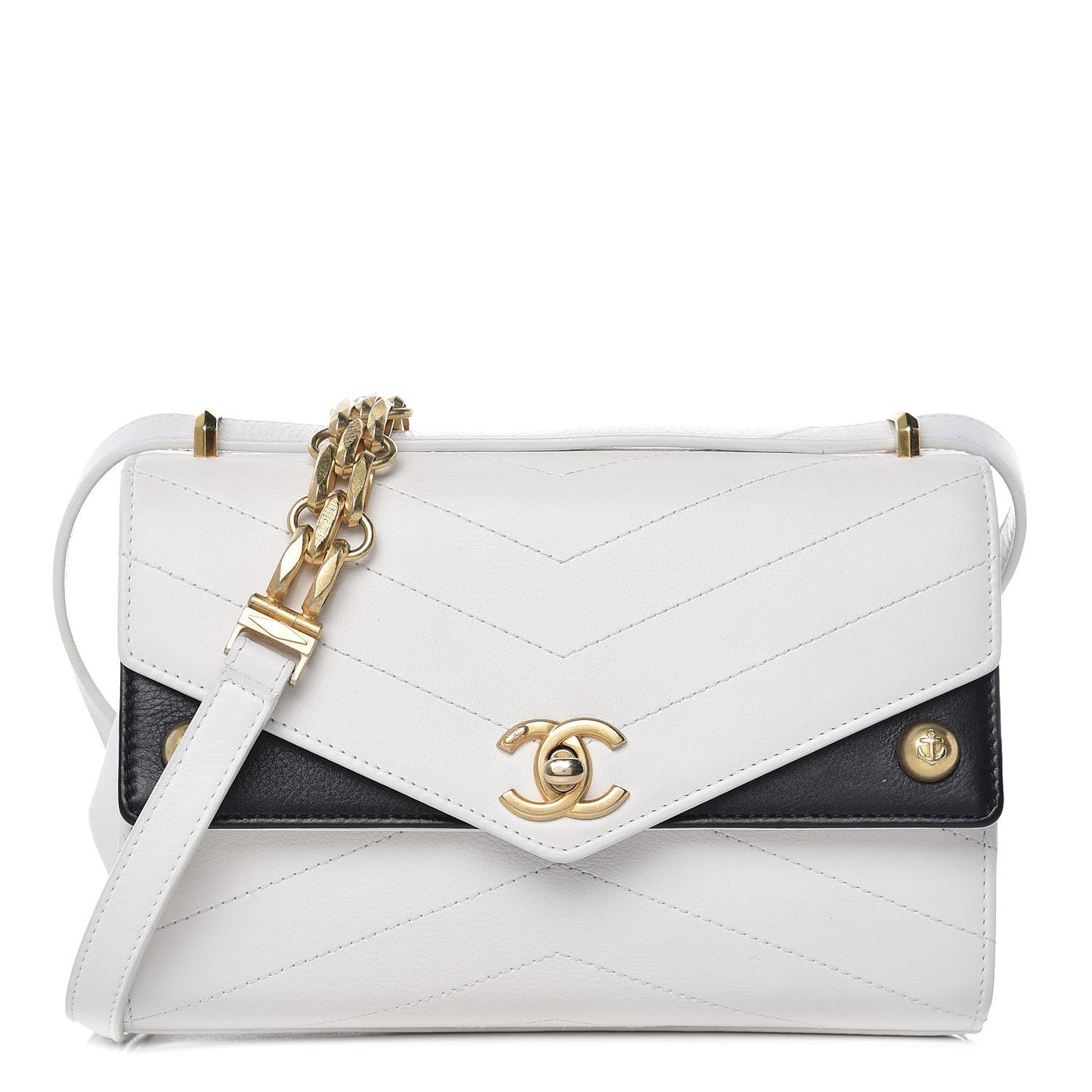Calfskin Chevron Quilted Casual Trip Flap White