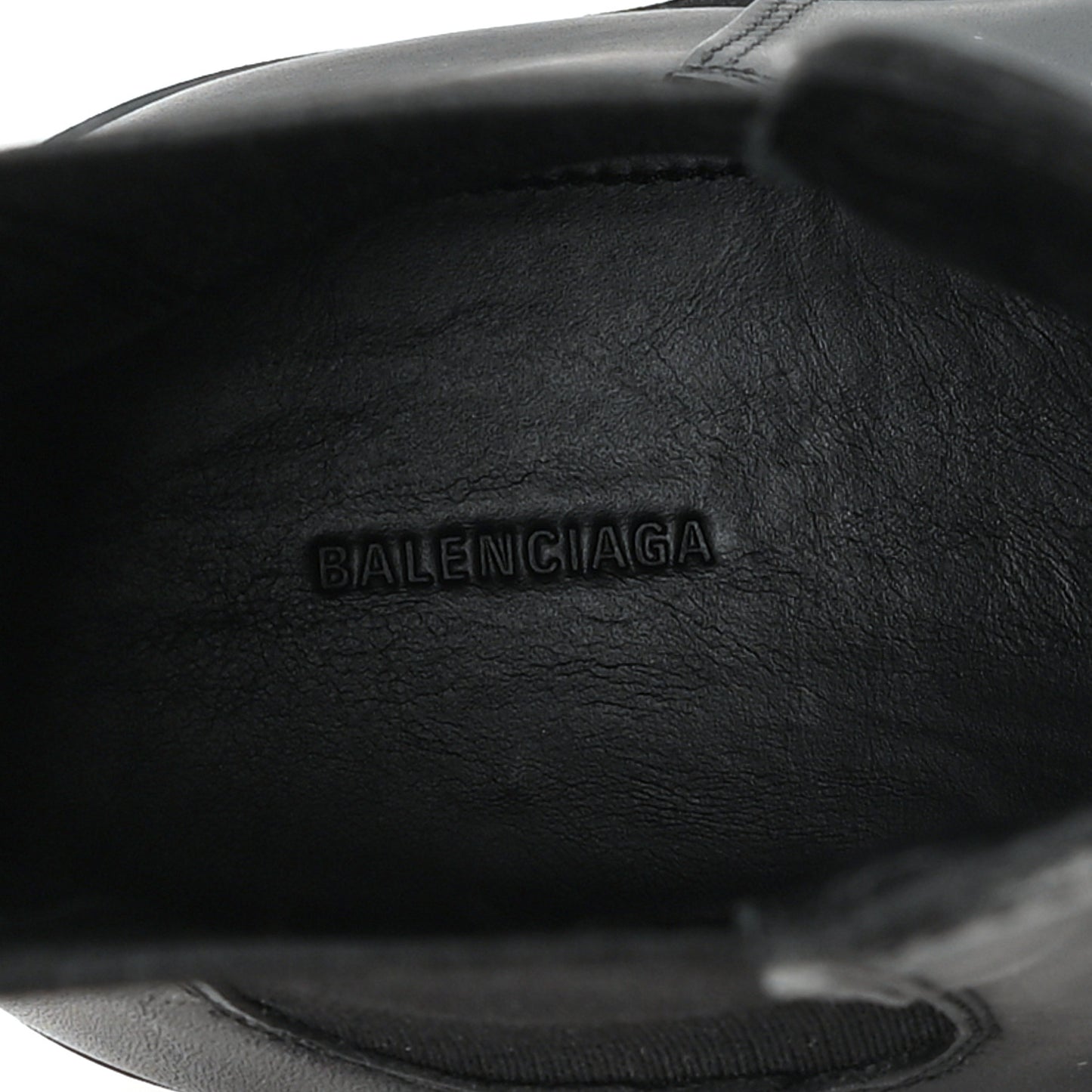 Smooth Calfskin Bulldozer Chelsea Boots 38 Black