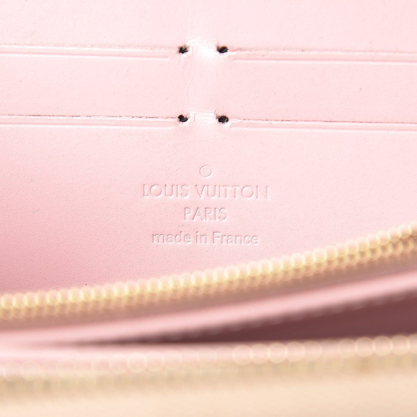 Vernis Rayures Zippy Wallet Dune