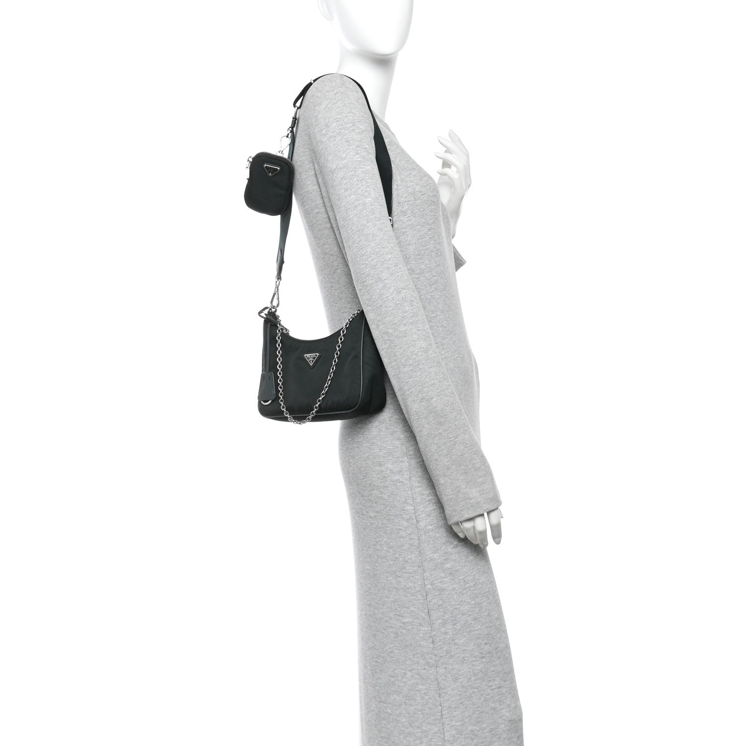 Prada Nylon Re-Edition 2005 Shoulder Bag Smeraldo 2 of 11