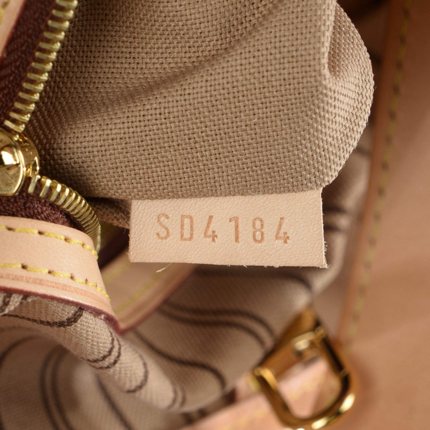 Louis Vuitton Monogram Delightful MM 7 of 8