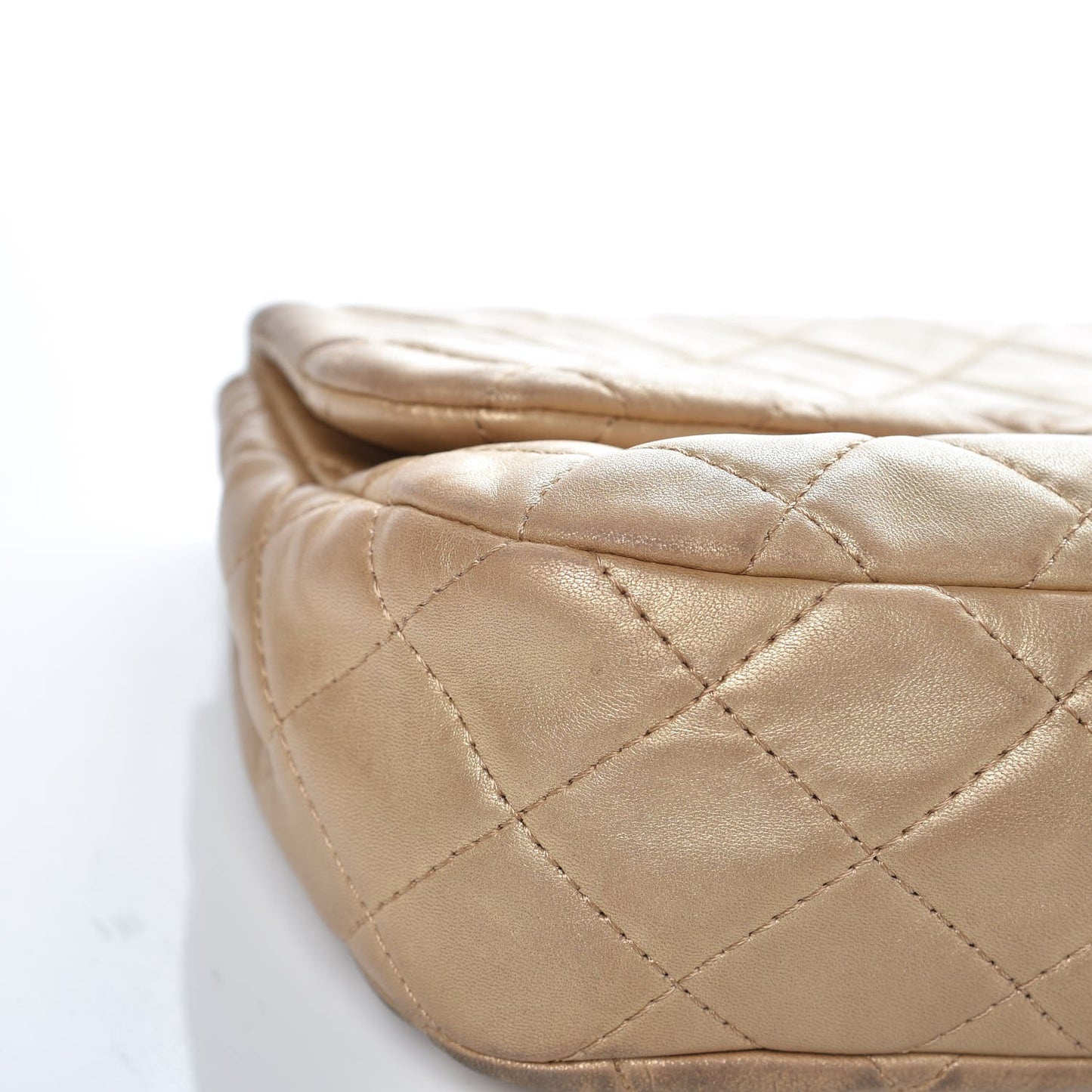 Metallic Lambskin Quilted Medium Precious Jewel Single Flap Gold