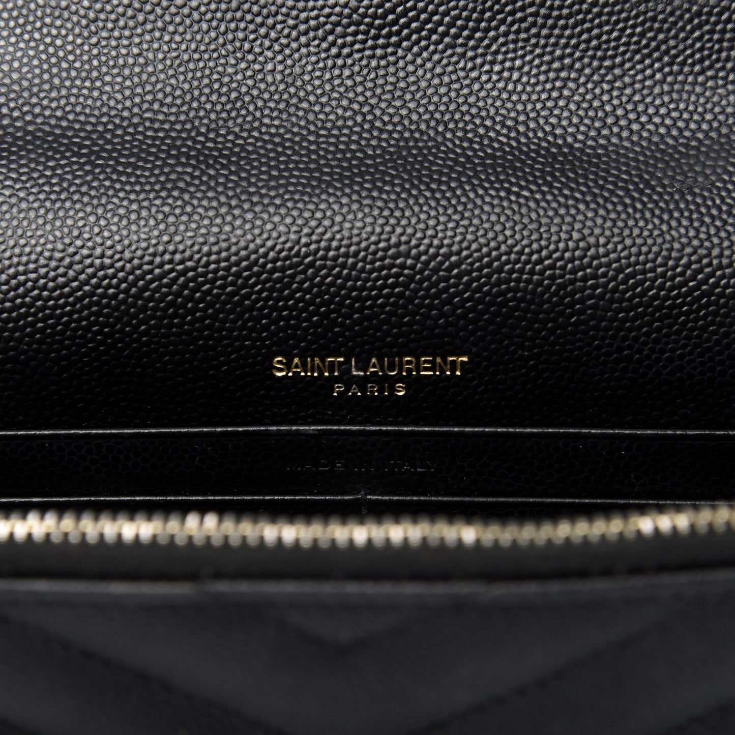 Grain De Poudre Matelasse Chevron Monogram Chain Wallet