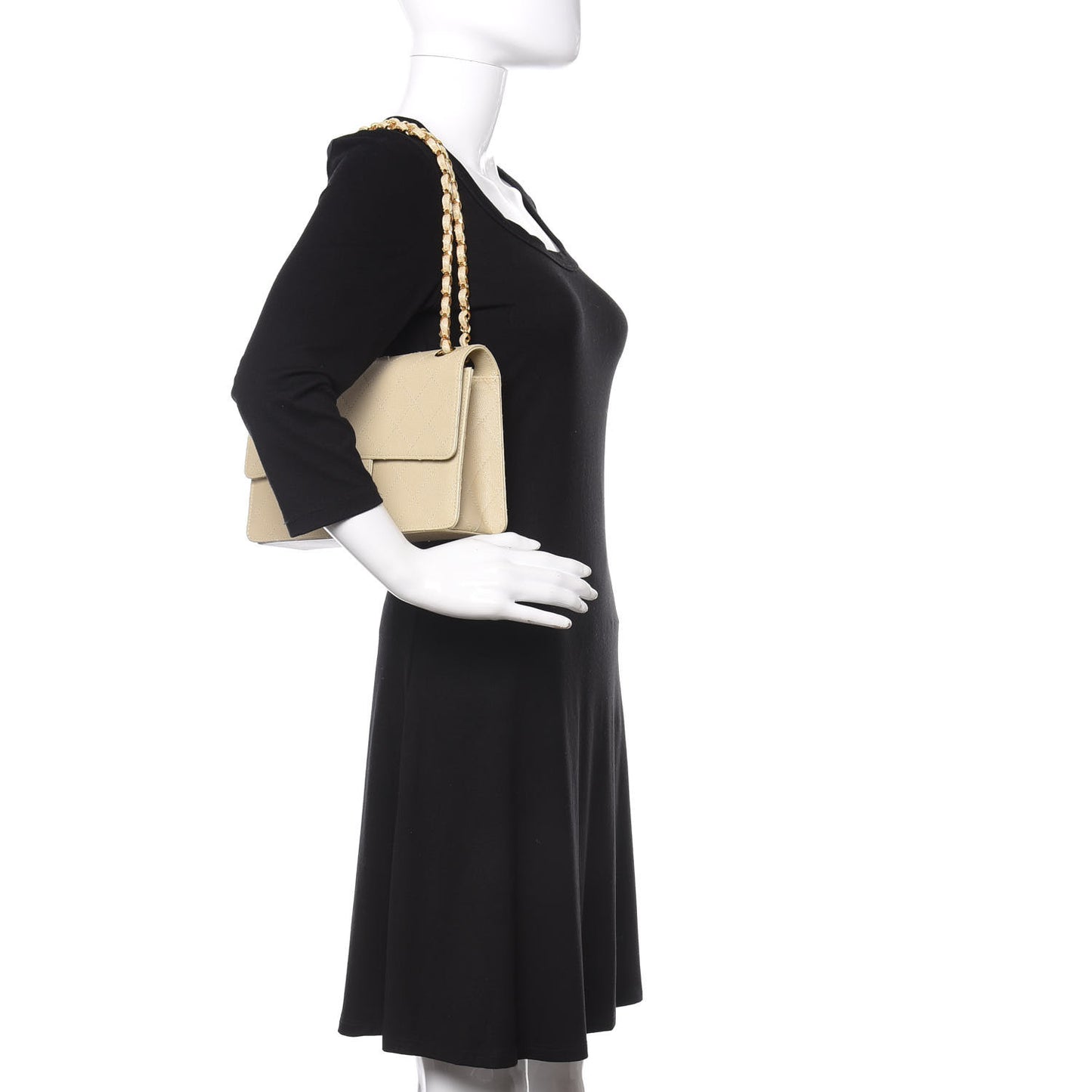 Caviar Stitch Medium Single Flap Beige Clair