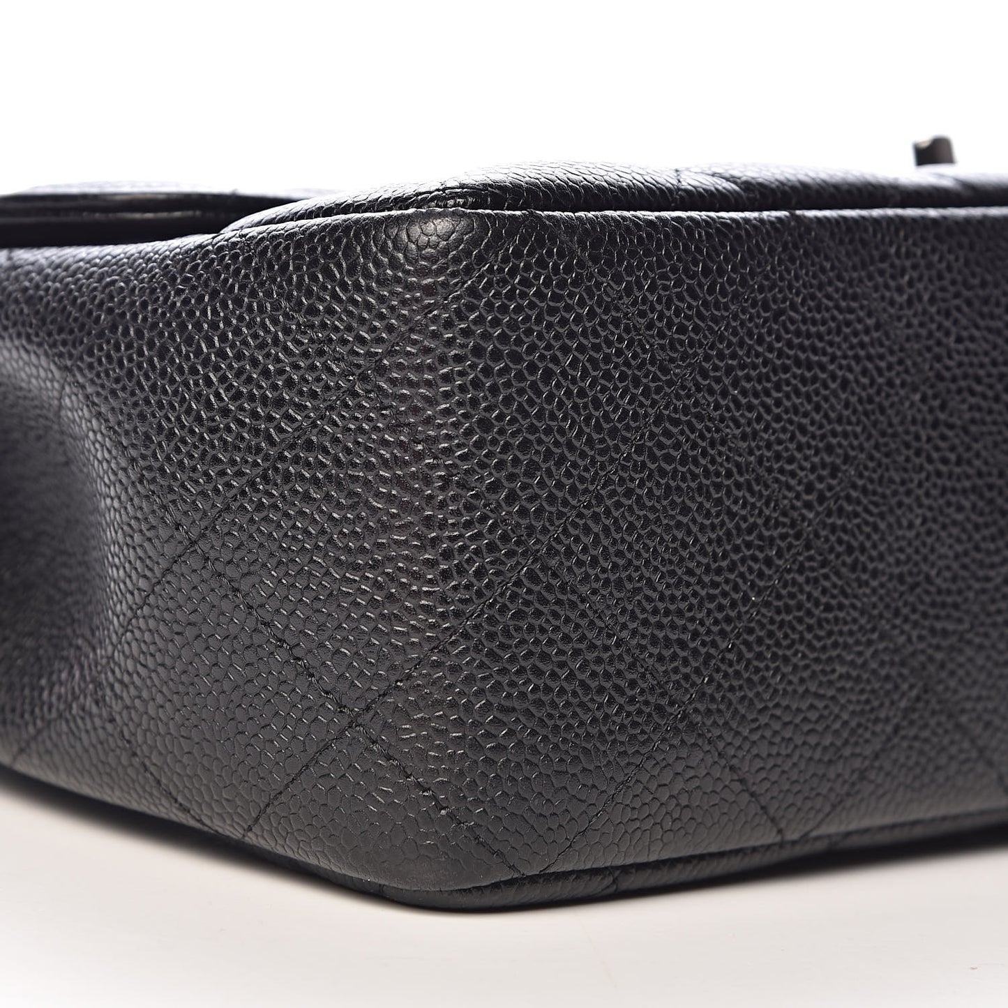 Caviar Quilted Jumbo Single Flap Black