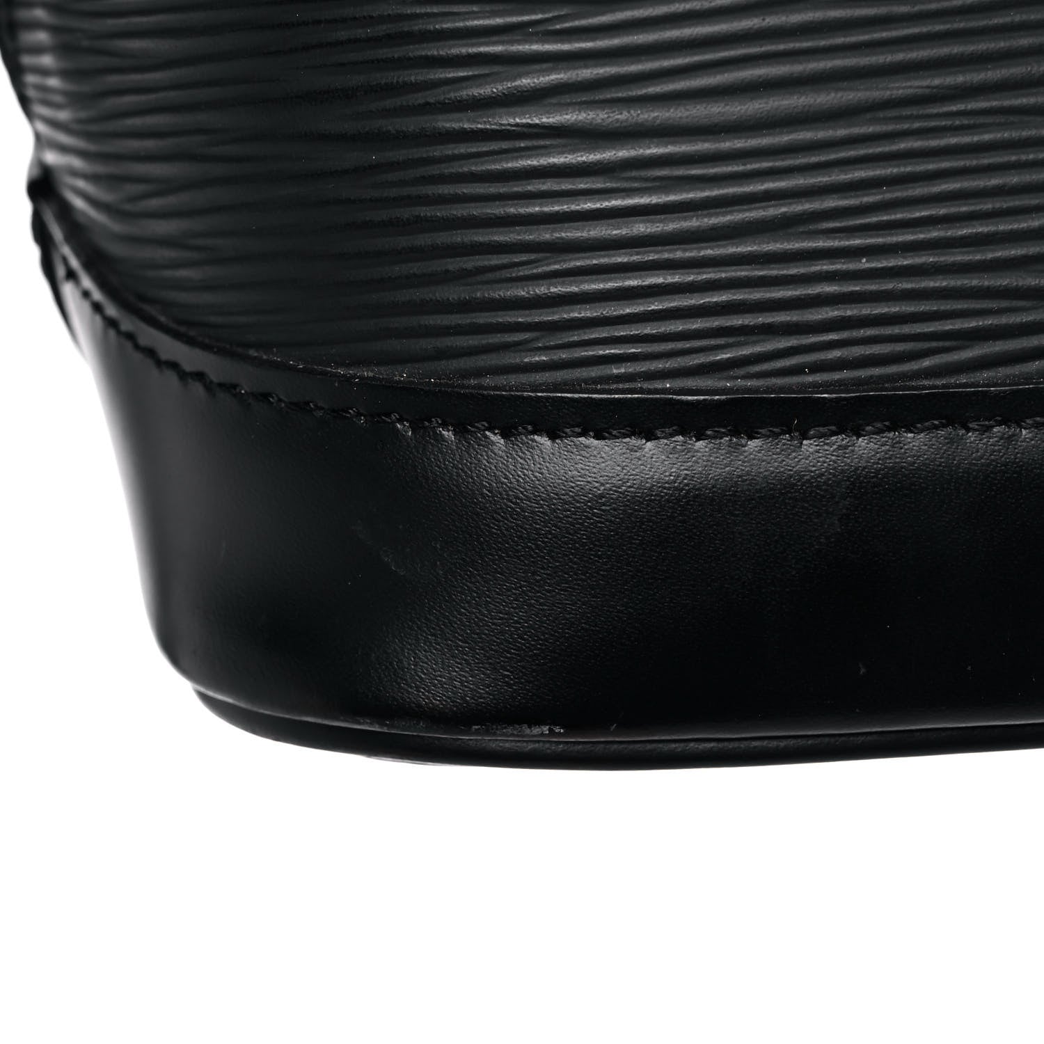 Louis Vuitton Epi Alma PM Black 19 of 20
