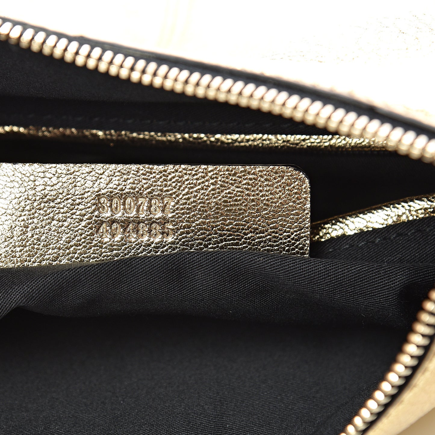 Metallic Lambskin De Manta Clutch Light Gold