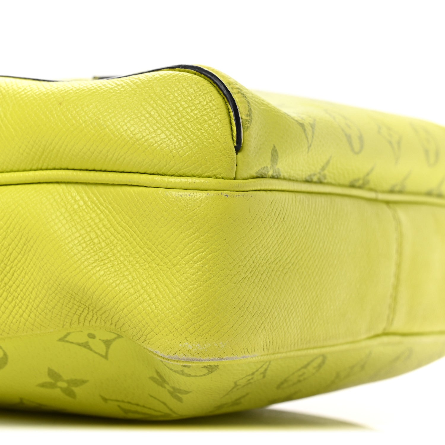 Louis Vuitton Taigarama Outdoor Messenger Yellow 8 of 10