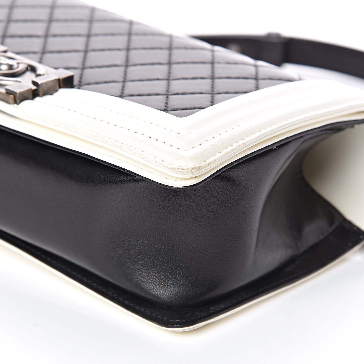 Chanel Lambskin Quilted Medium Boy Flap Black White 9 of 16