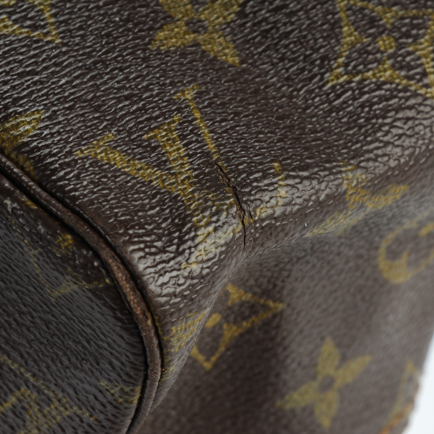 Louis Vuitton Monogram Trousse Toilette 28 9 of 13