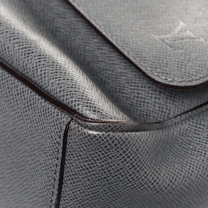 Louis Vuitton Taiga Milo Messenger Glacier 8 of 11