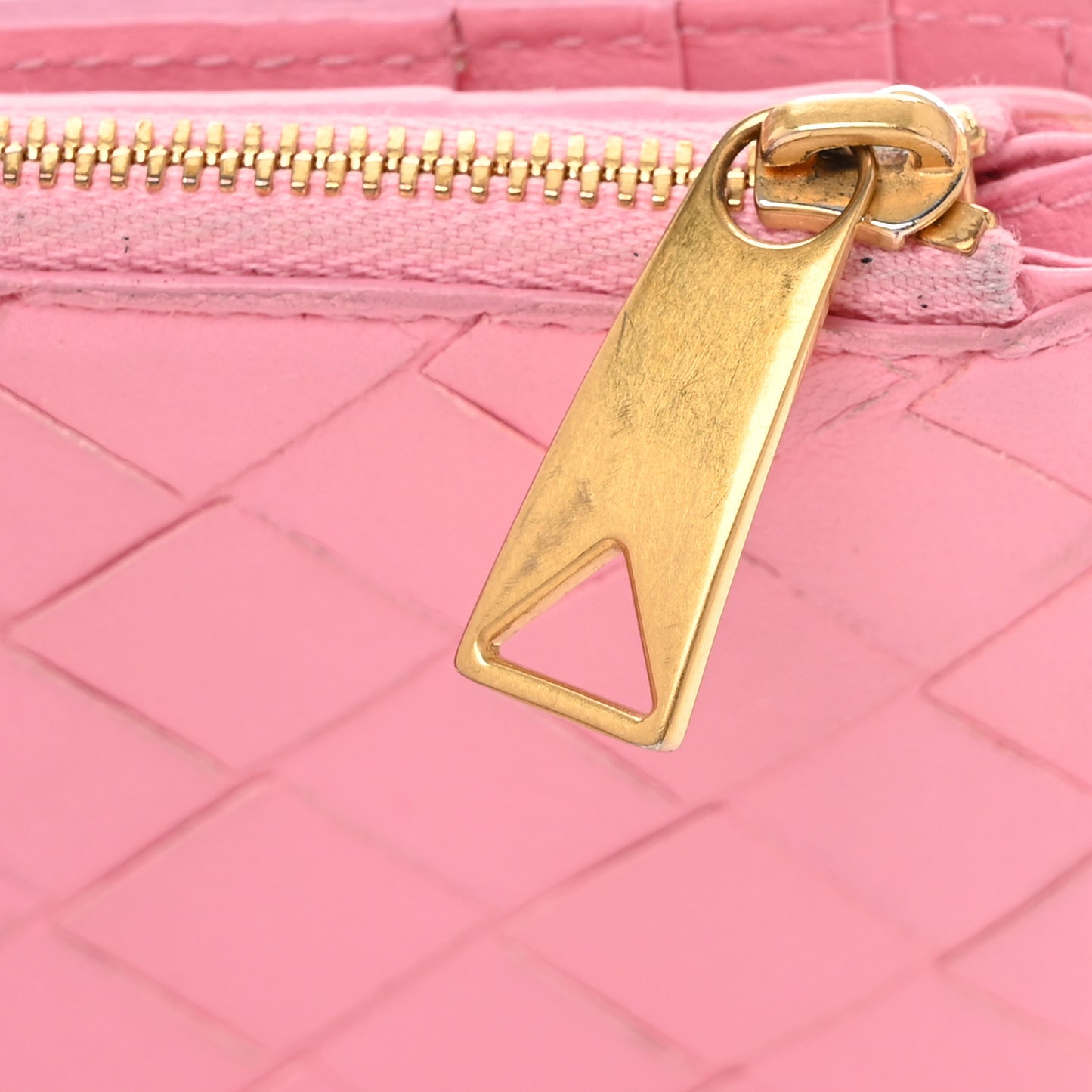 Nappa Intrecciato Bifold Zip Wallet Ribbon