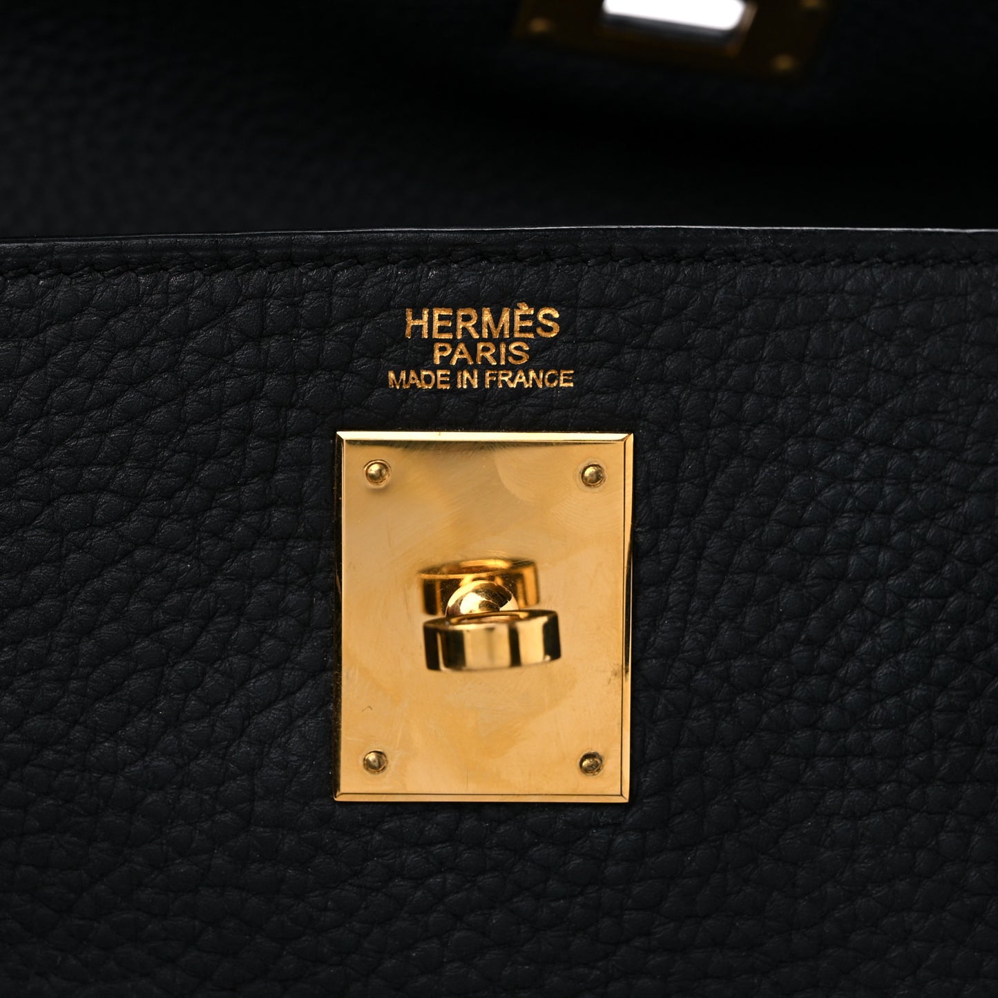 Taurillon Clemence Kelly Retourne 32 Black