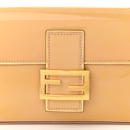 Fendi Vernice Chain Handle Baguette Make Up 6 of 15