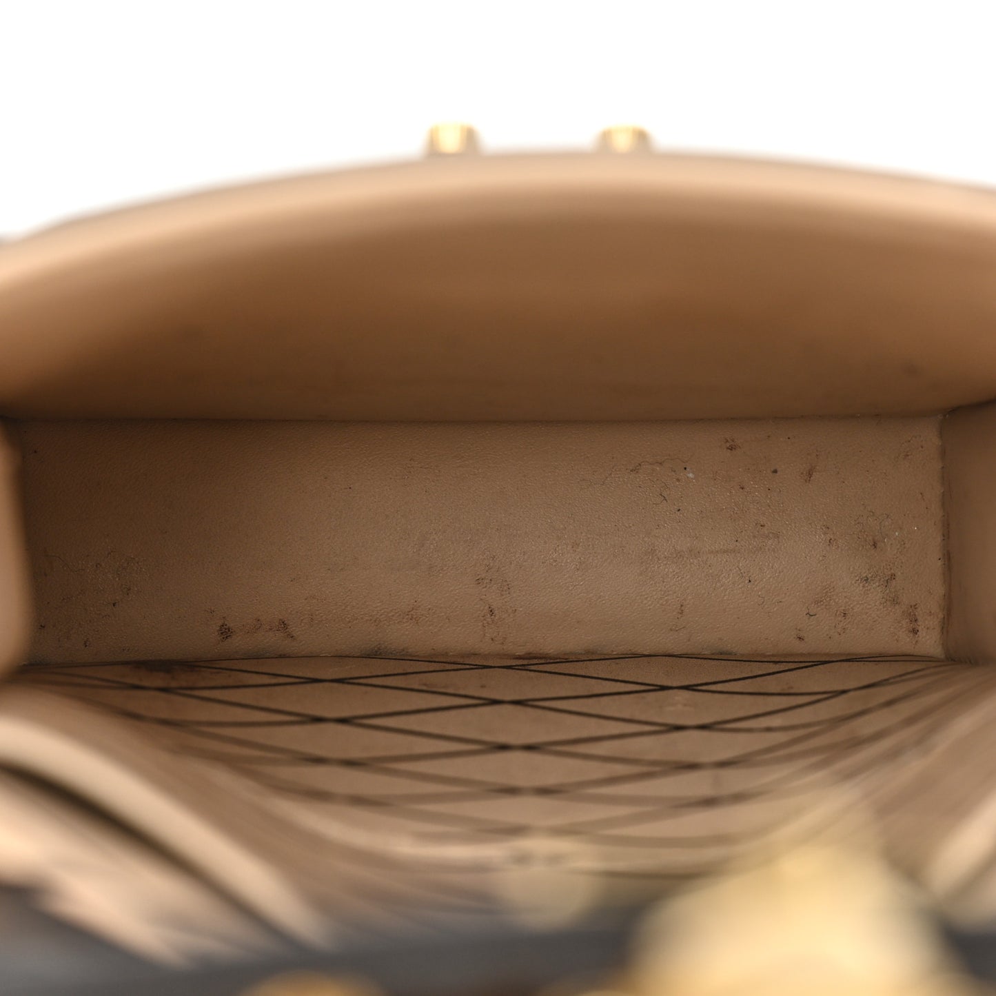 Reverse Monogram Pochette Trunk Verticale