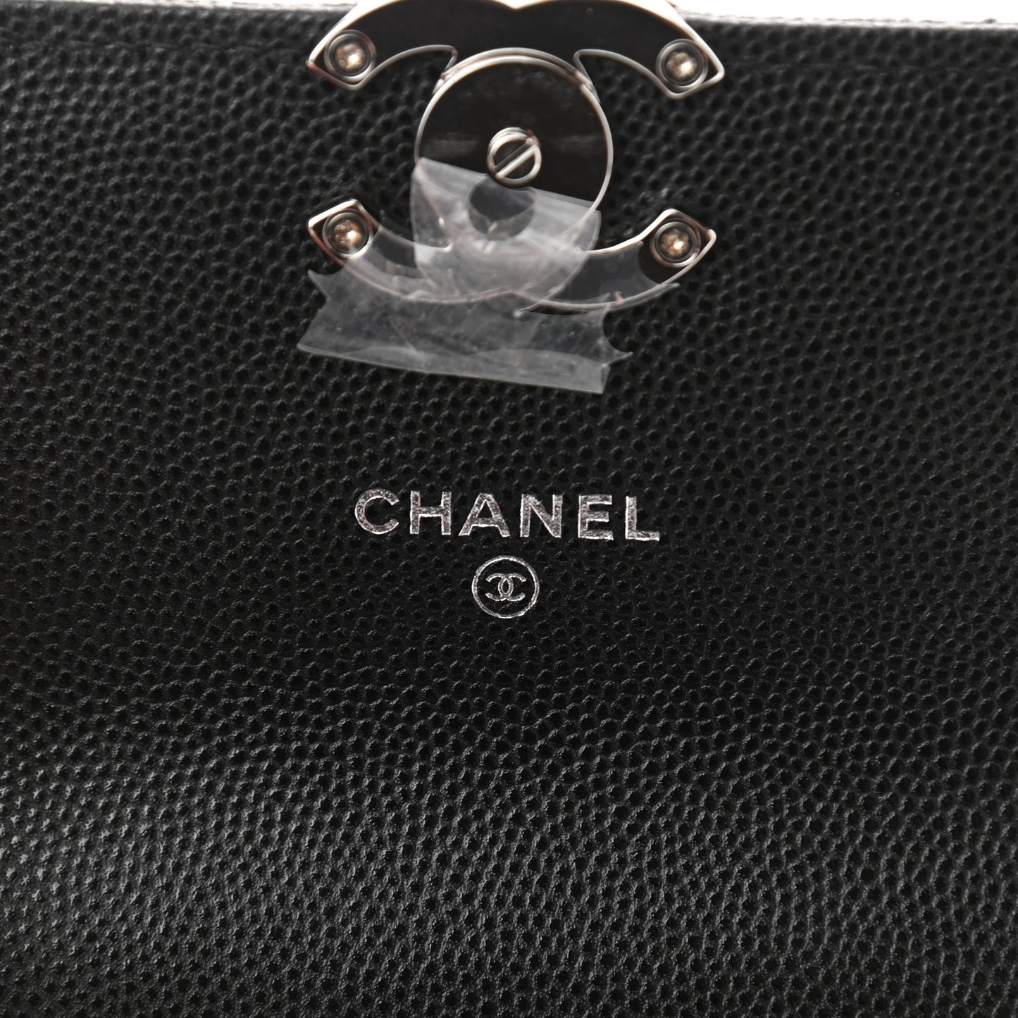 Caviar Quilted Pick Me Up Clutch With Chain Black
