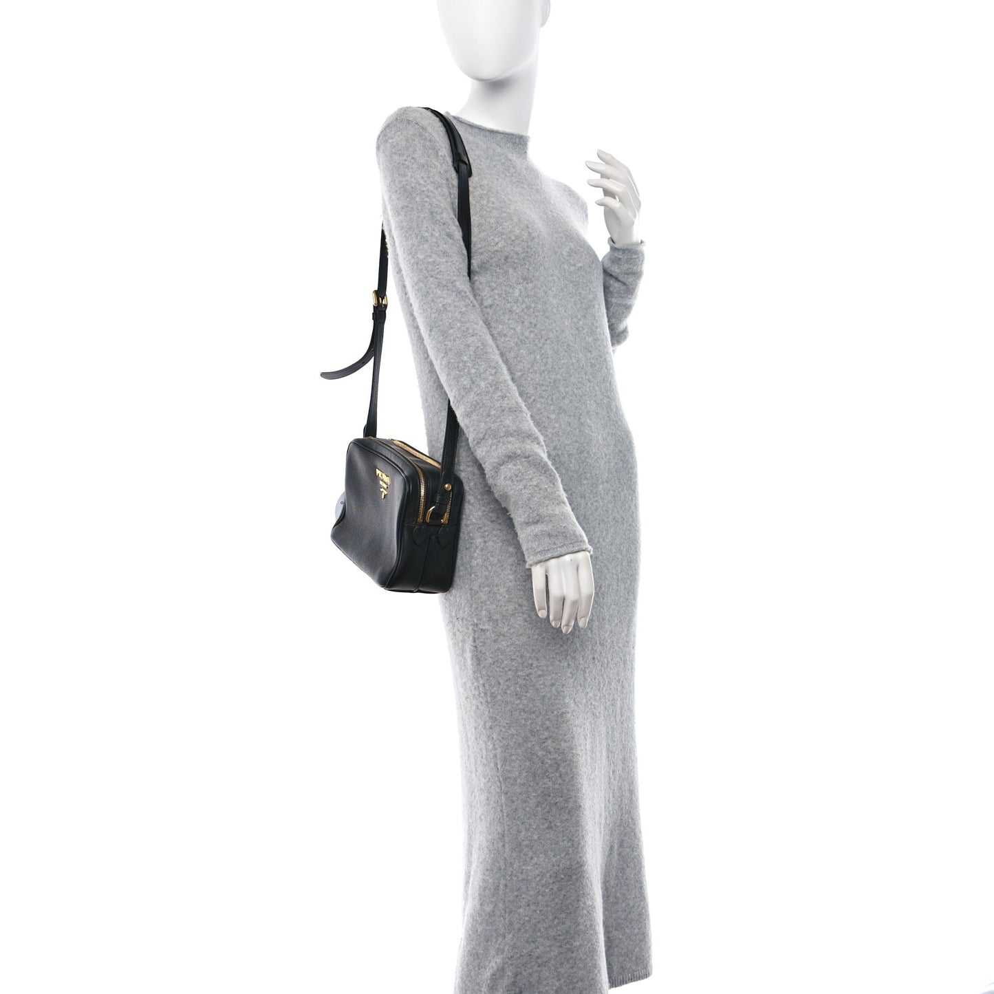 Vitello Daino Medium Double Zip Shoulder Bag Black