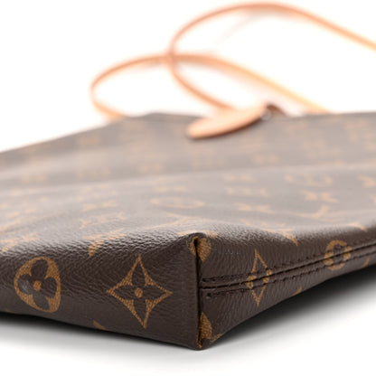 Louis Vuitton Monogram Carry It 9 of 10