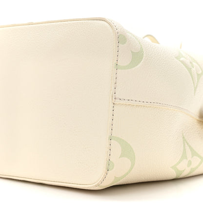 Louis Vuitton Empreinte Monogram Giant Neonoe BB Latte Matcha 9 of 15