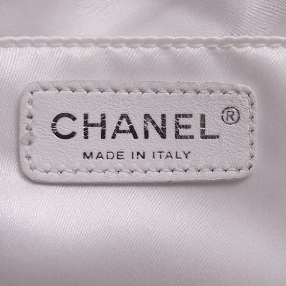 Chanel Vinyl Diamond Kiss lock Clutch Ivory 7 of 9